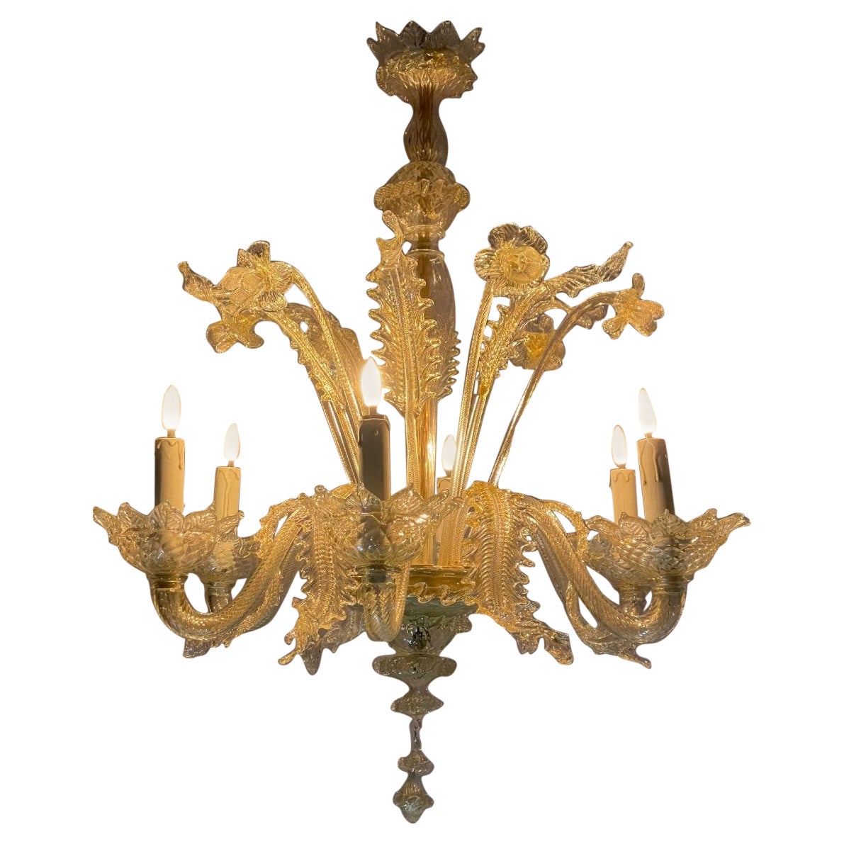 Lampadario veneziano in vetro di Murano dorato, 6 bracci di luce Circa 1940
