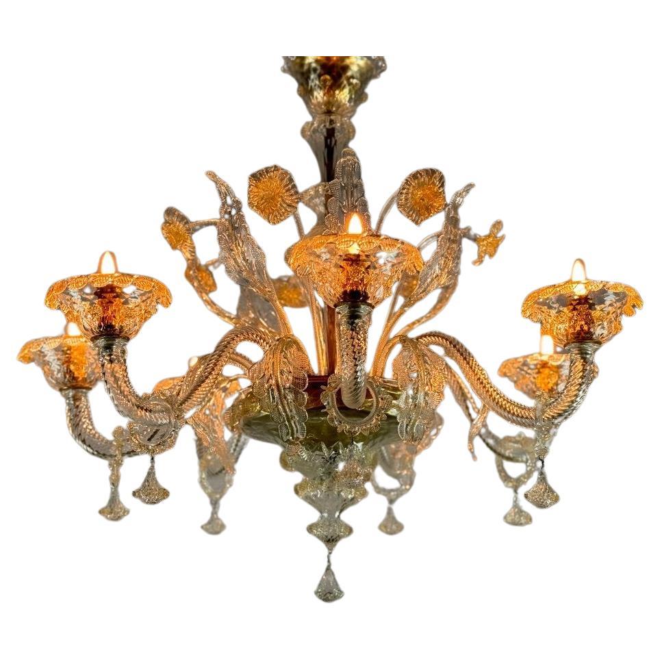 Lustre vénitien en verre doré de Murano, 7 bras de lumière Circa 1930 en vente