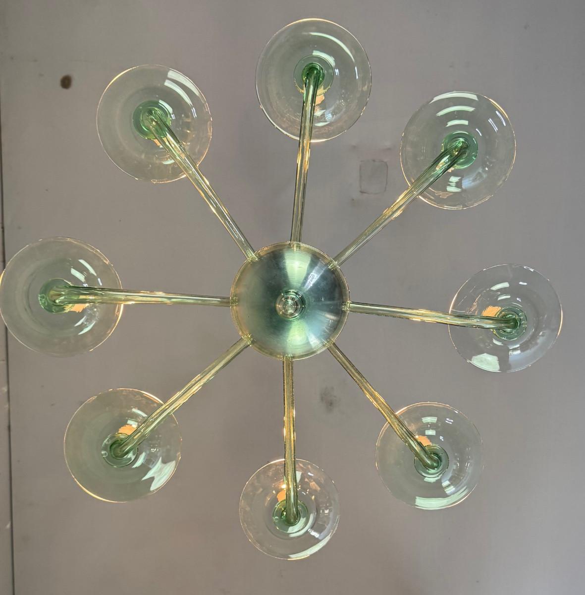 Venetian chandelier in green Murano glass, Venini, circa 1920 For Sale 1
