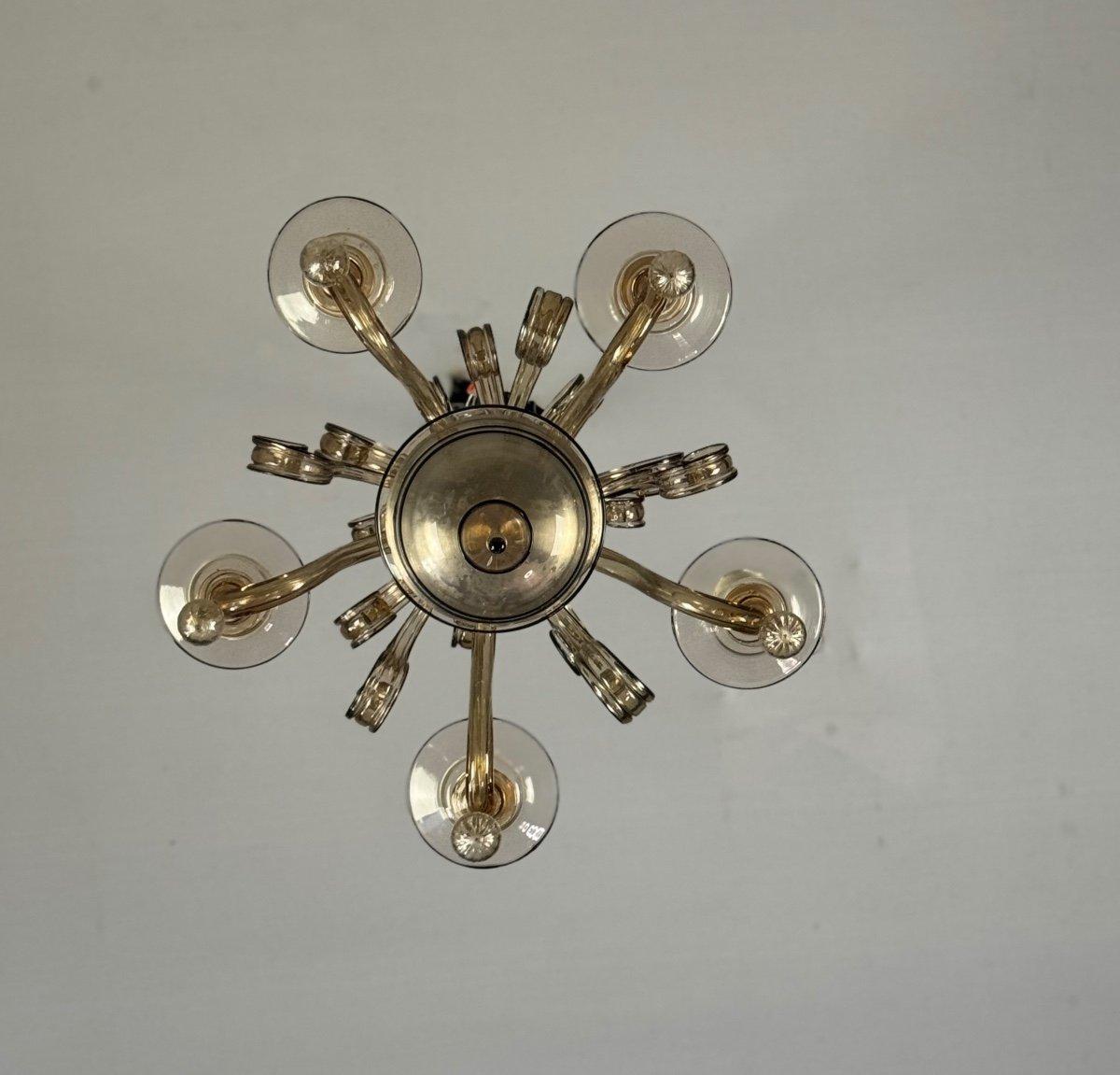 Venetian Chandelier In Mordore Murano Glass Highlighted With Black Lining For Sale 2