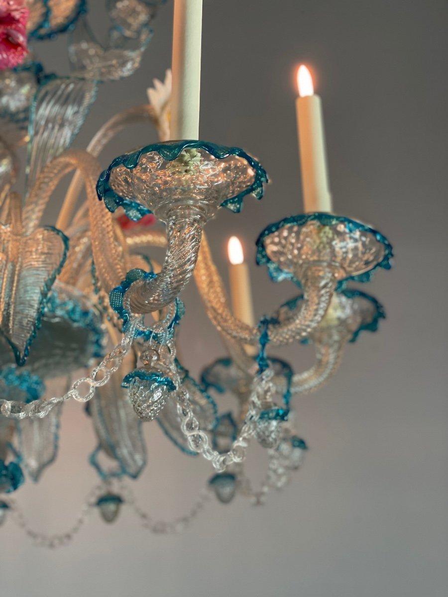 Venezianischer Kronleuchter aus mehrfarbigem Murano-Glas, 12 Lichterarme im Angebot 1