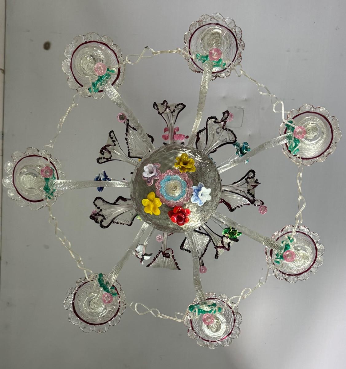 Araña veneciana de cristal de Murano multicolor con 7 brazos luminosos, hacia 1920 Italiano en venta