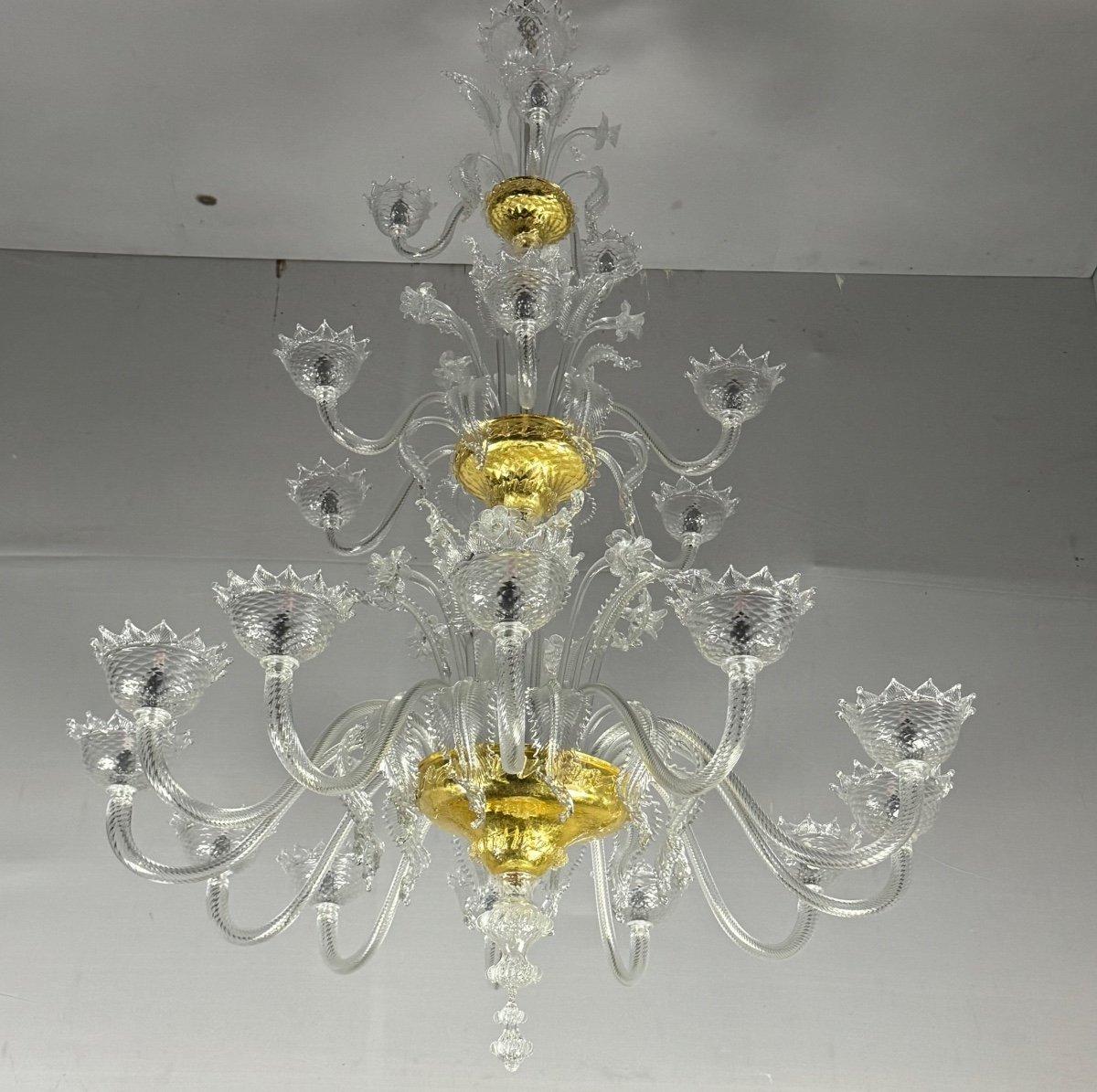 Lampadario veneziano in vetro di Murano, trasparente, tre livelli di luce, coppe dorate in vendita 5
