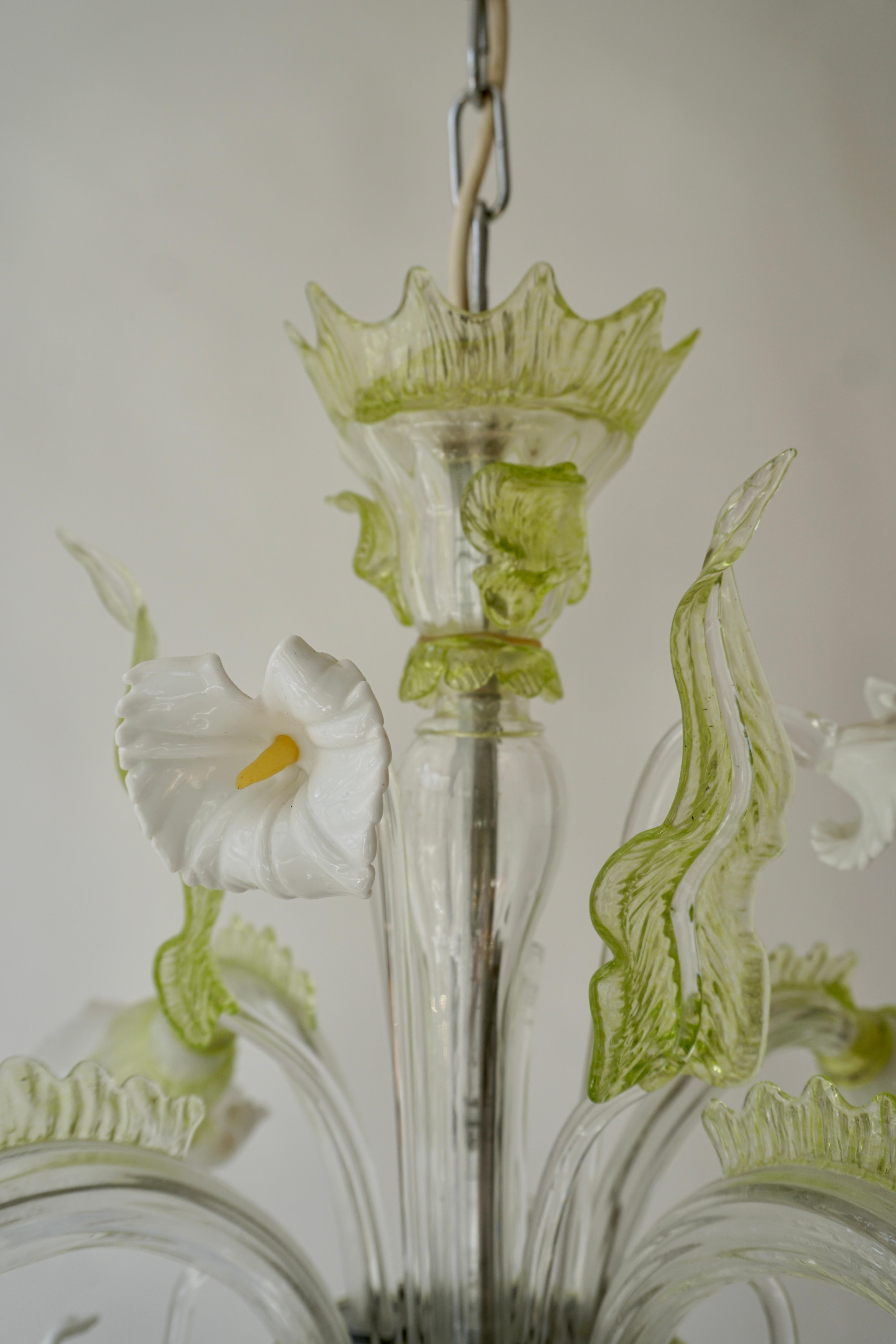 Venetian Chandelier in Murano Glass For Sale 11
