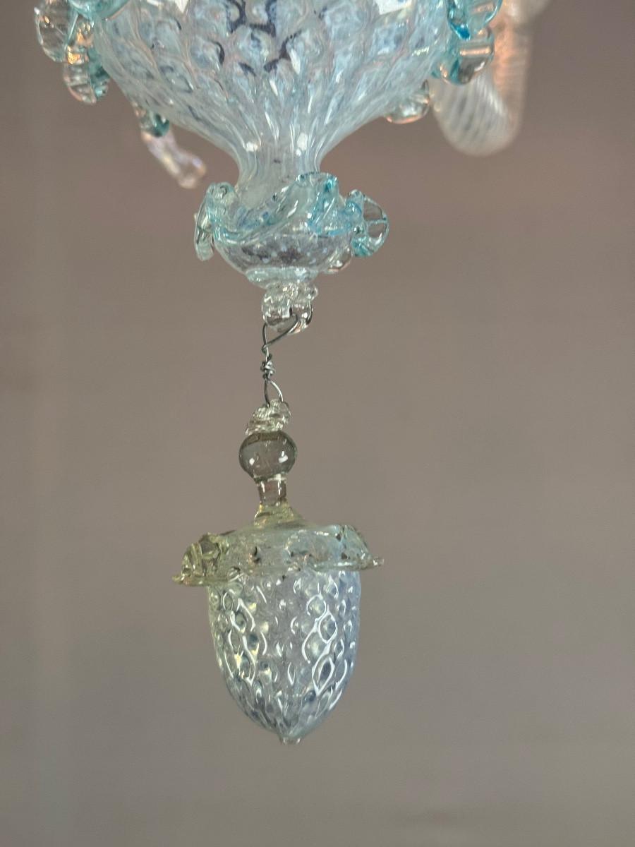 italien Lustre vénitien en verre de Murano dans les tons bleus, circa 1950 en vente