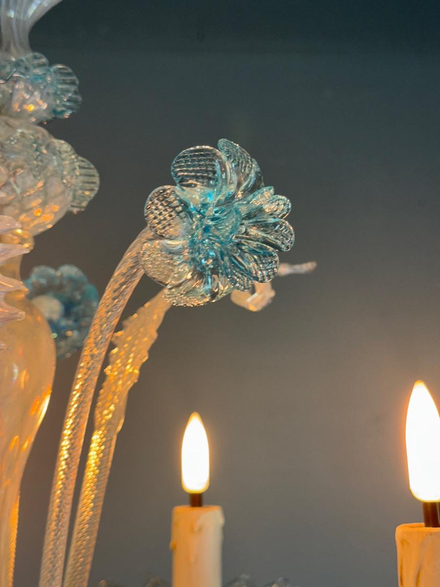 XVIIIe siècle Lustre vénitien en verre de Murano dans les tons bleus, circa 1950 en vente