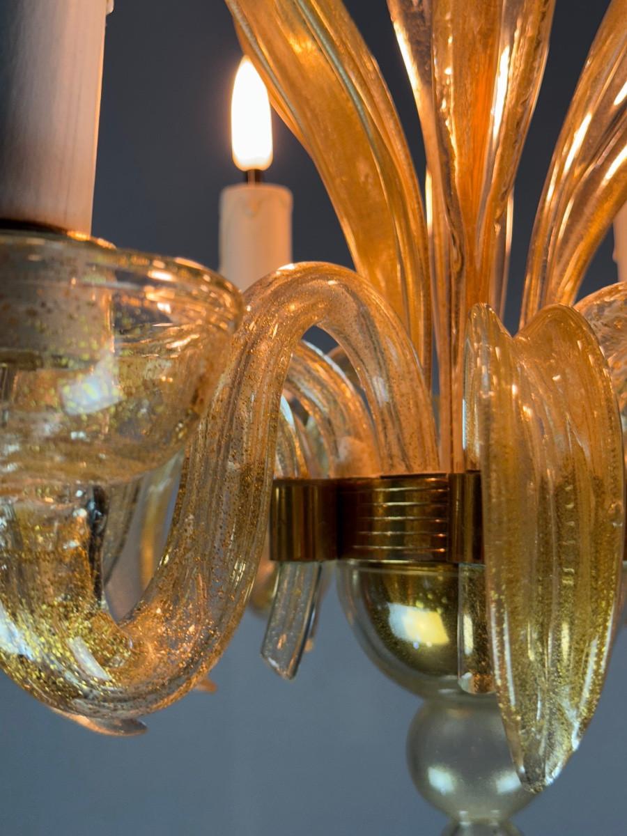 Venezianischer Kronleuchter aus Murano-Glas mit Goldspritzern, um 1950 im Angebot 1