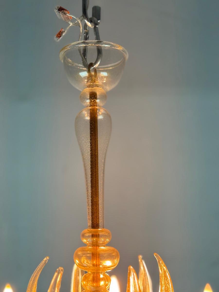 Venezianischer Kronleuchter aus Murano-Glas mit Goldspritzern, um 1950 im Angebot 3