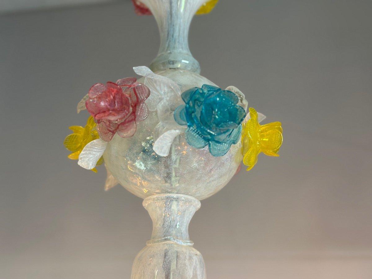 Verre Lustre vénitien en verre de Murano multicolore avec un blanc laiteux dominant, 12 bras en vente