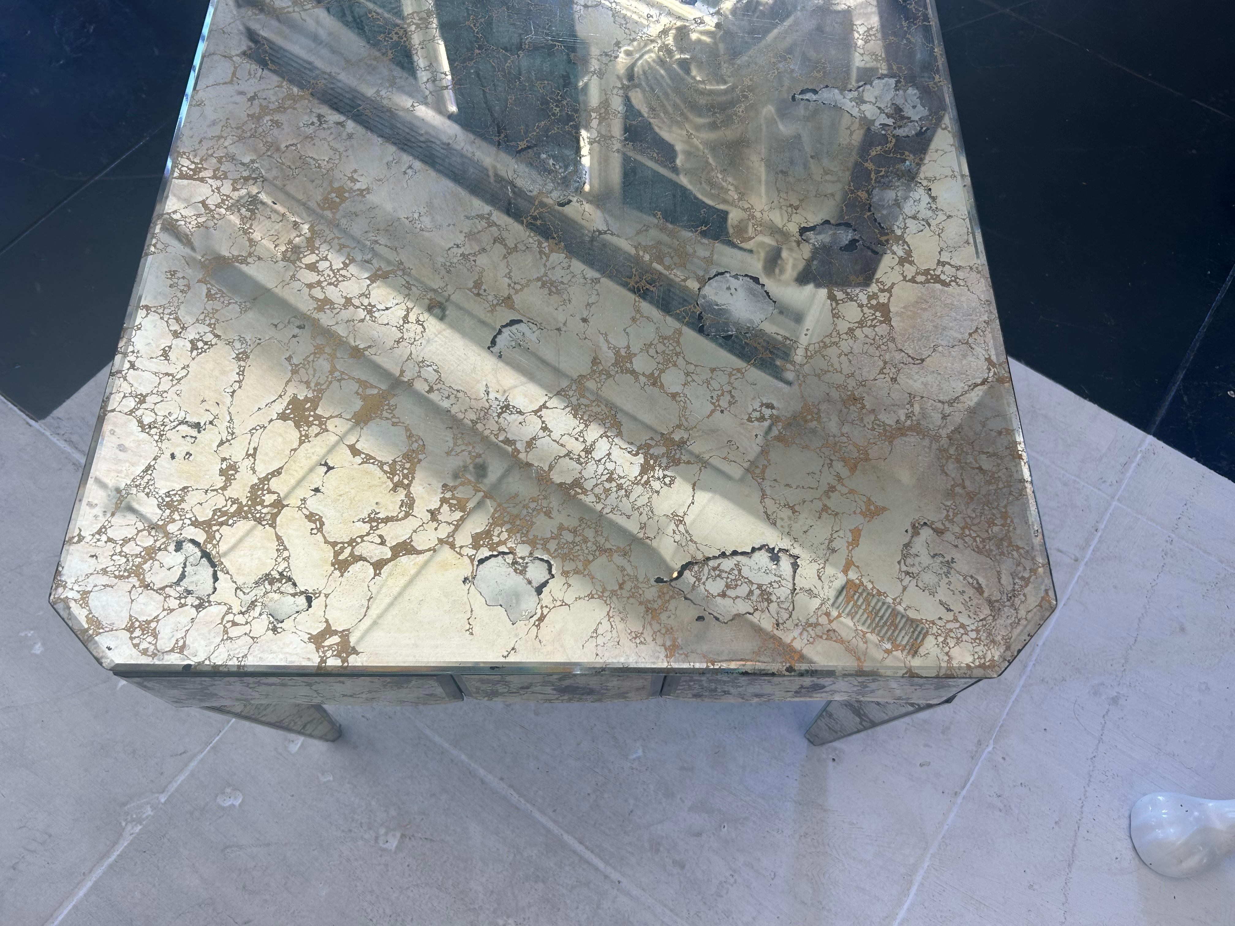 Venetian Coffee Table In Good Condition For Sale In Los Angeles, CA