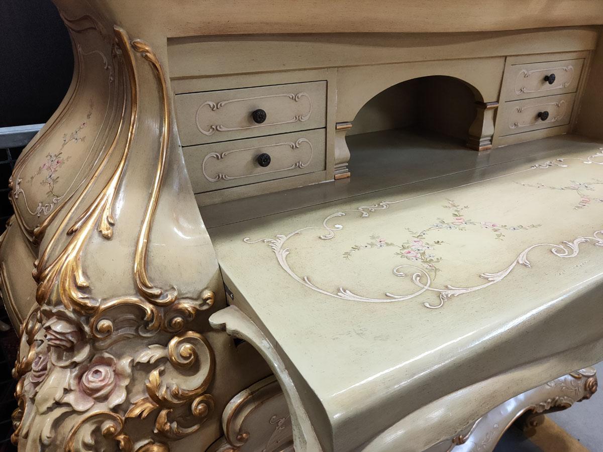 Polychromed Venetian Desk, Rare and Very Beautiful Desk for the Connoisseur, after 1945 For Sale