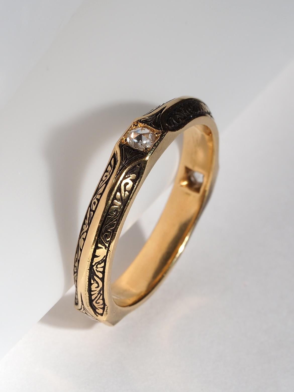 Anello con diamante veneziano in oro giallo e annerito 18 carati in vendita 6