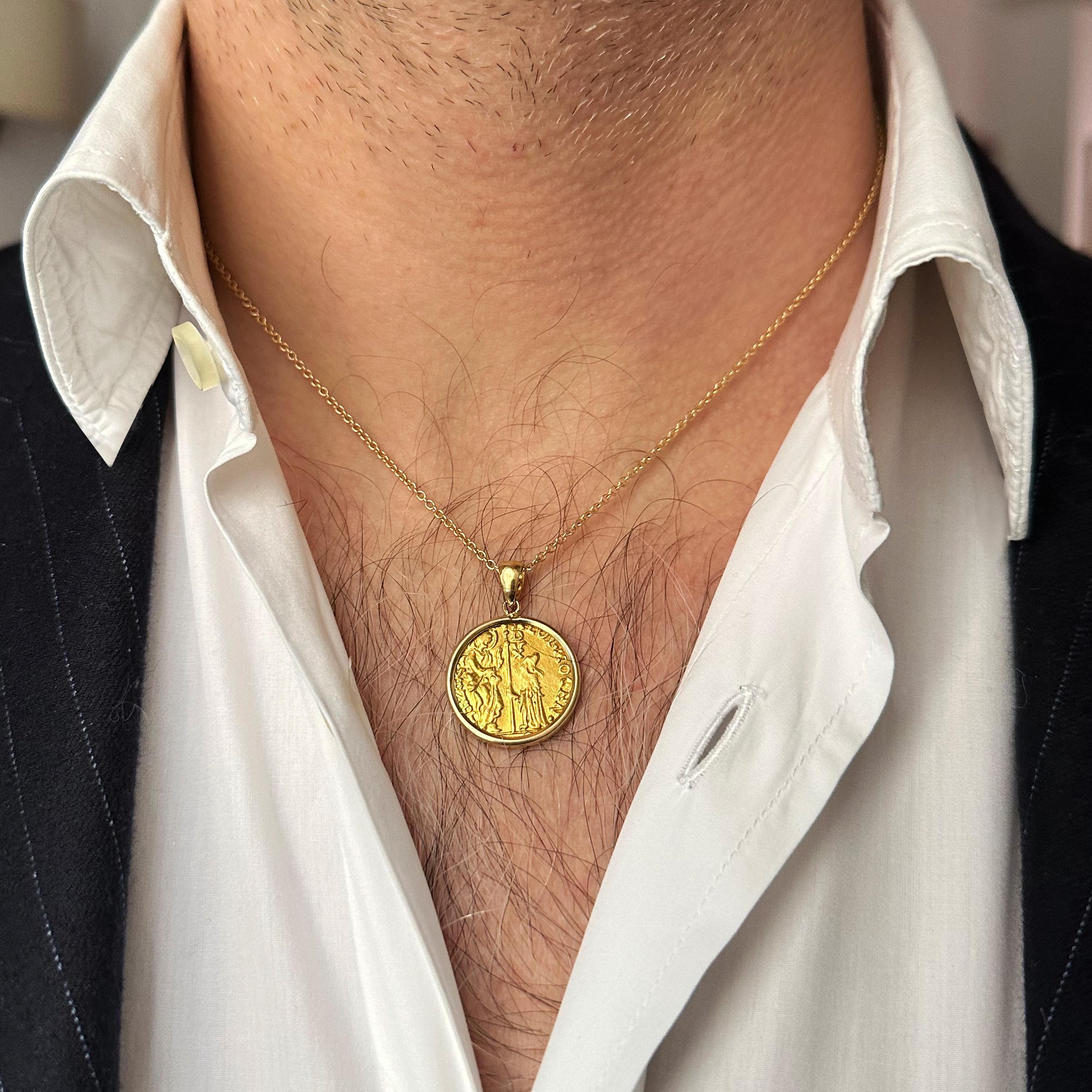 This exquisite Venetian Doge Genuine Gold Coin Pendant is a stunning piece of history and craftsmanship. Dating back to the 17th century AD, this authentic 18kt gold pendant features a genuine Venetian coin from the reign of Alvise IV Mocenigo, the