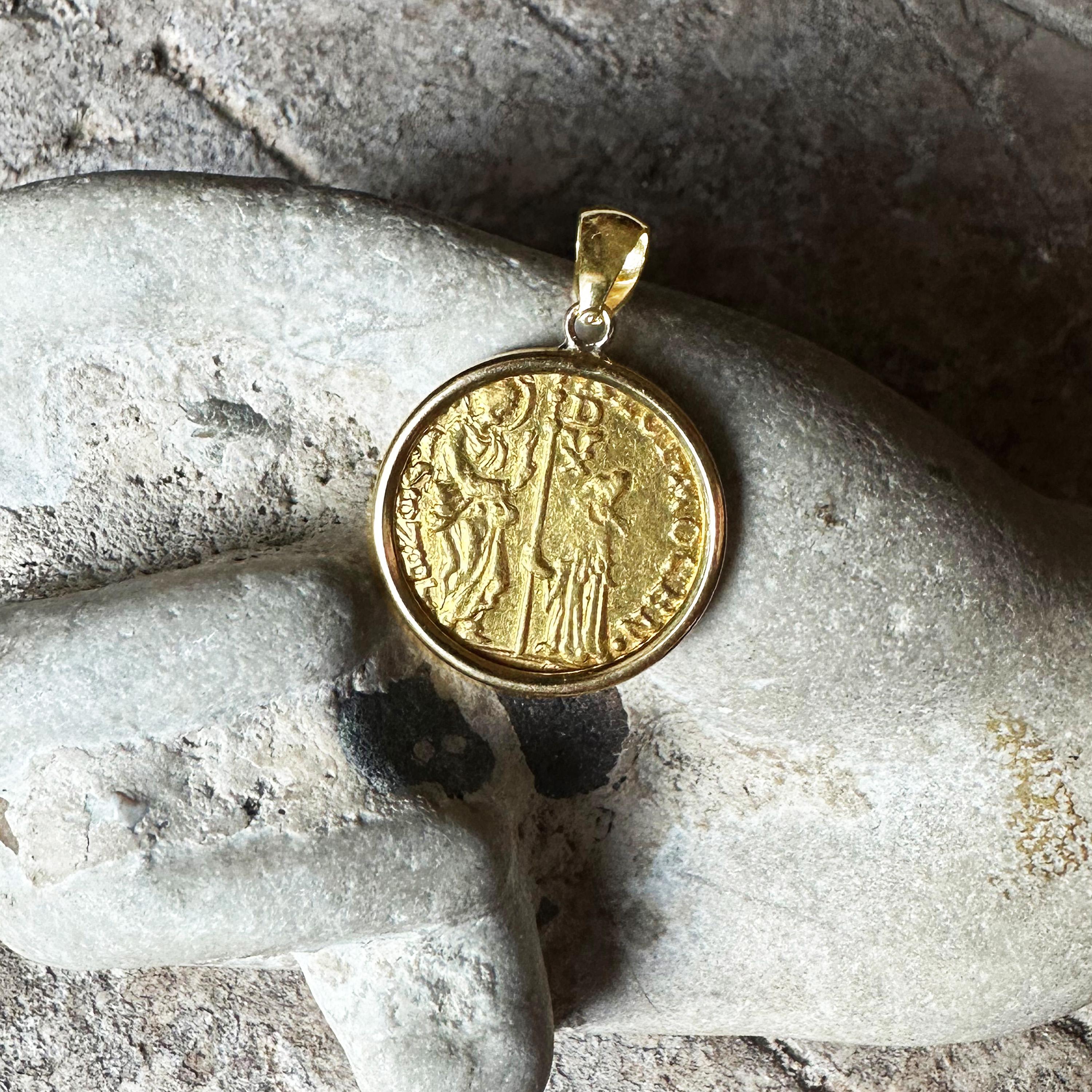 Renaissance VENETIAN DOGE Gold Coin 18Kt Gold Pendant For Sale
