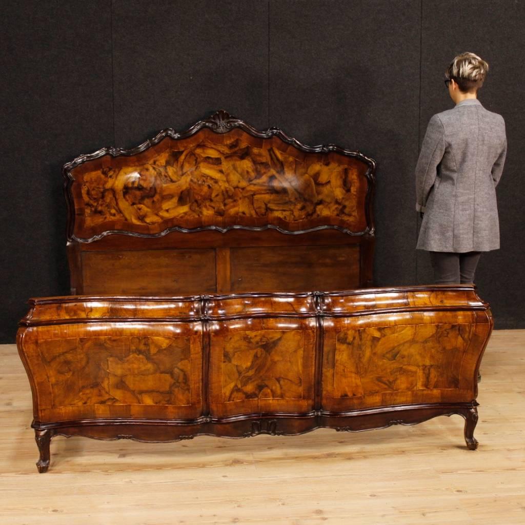 Venetian Double Bed in Walnut and Burl Wood in Louis XV Style, 20th Century 7