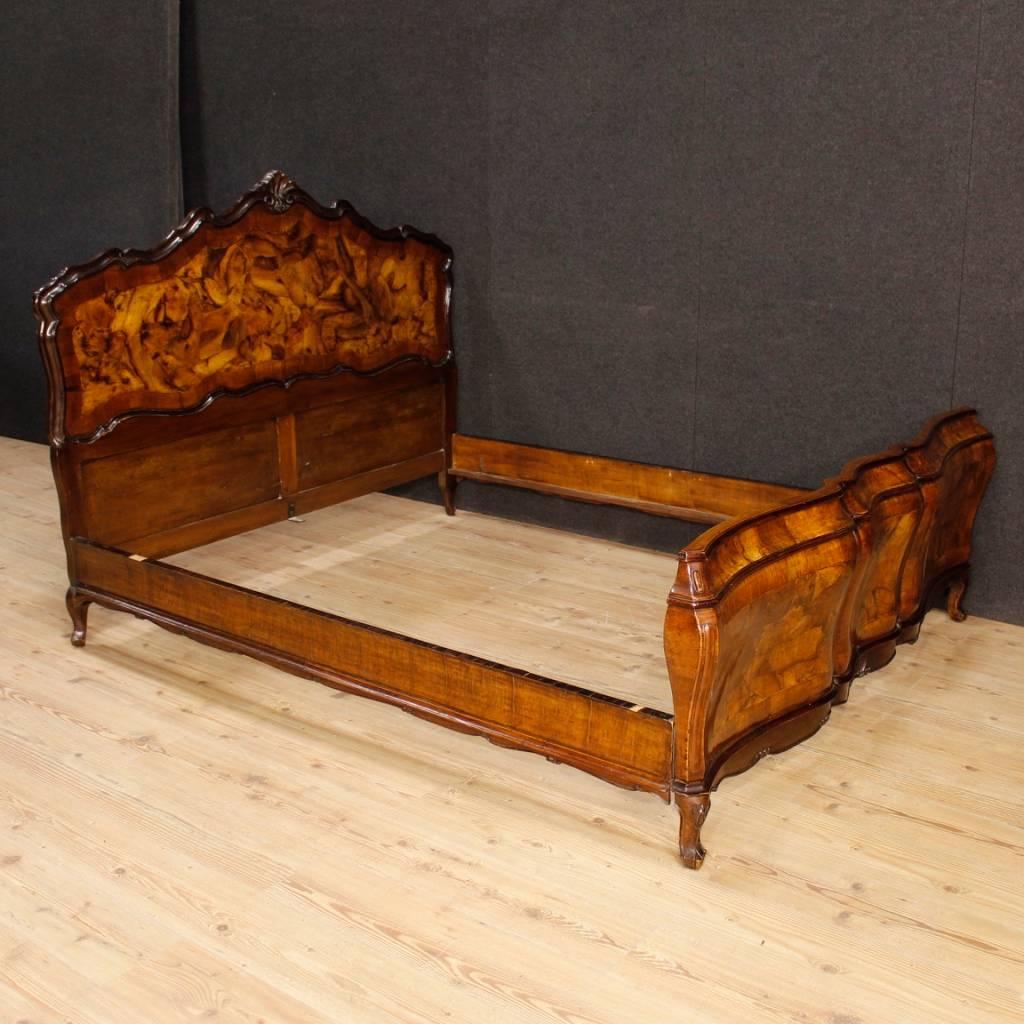 Venetian Double Bed in Walnut and Burl Wood in Louis XV Style, 20th Century 2
