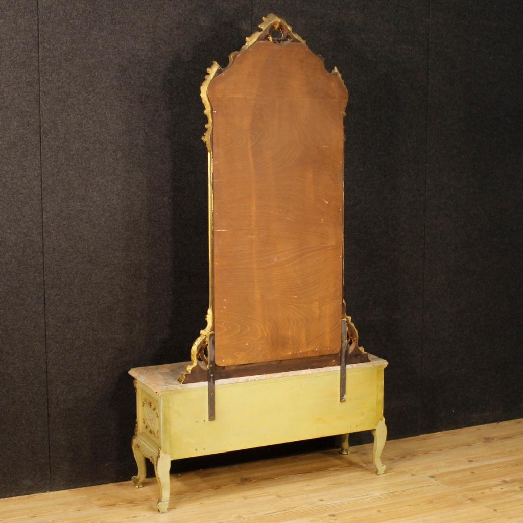 Venetian Dressing Table in Lacquered, Painted, Giltwood from 20th Century 3