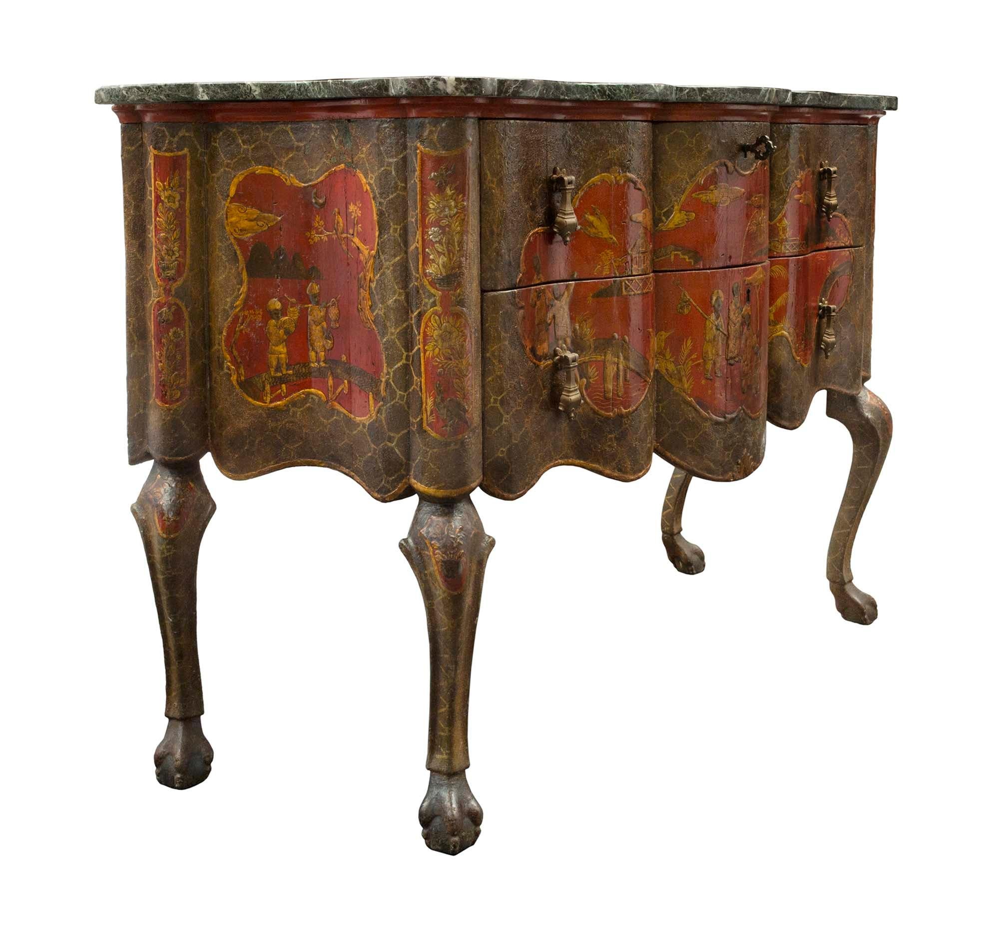 Venetian Early 19th Century Two-Drawer Japanese Lacquered Commode For Sale 1