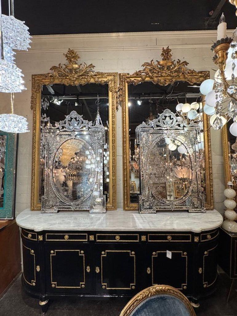 Miroir vénitien en verre gravé Bon état - En vente à Dallas, TX