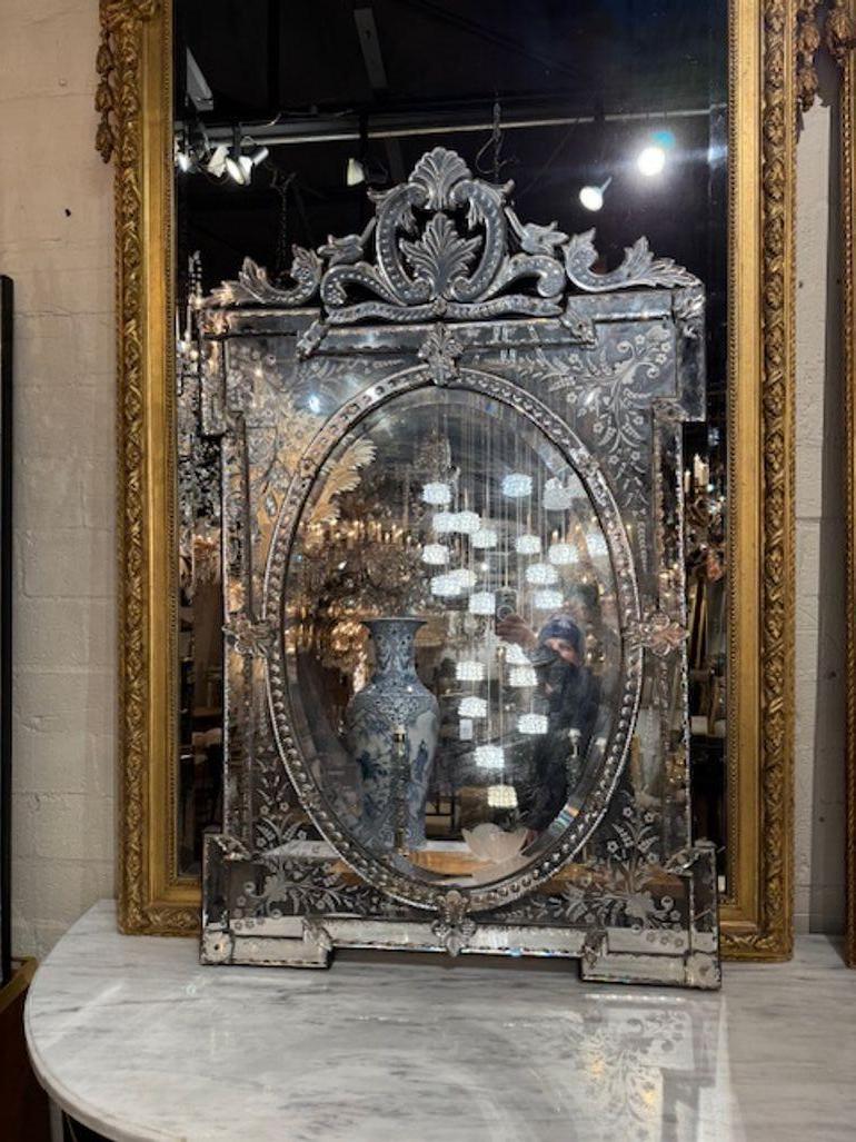 Miroir vénitien en verre gravé en vente 4