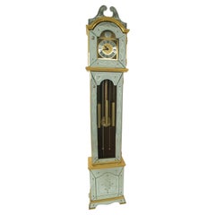 Große venezianische Standuhr aus geätztem Glas mit Gehäuse, vergoldetes Holz, Tempus Fugit