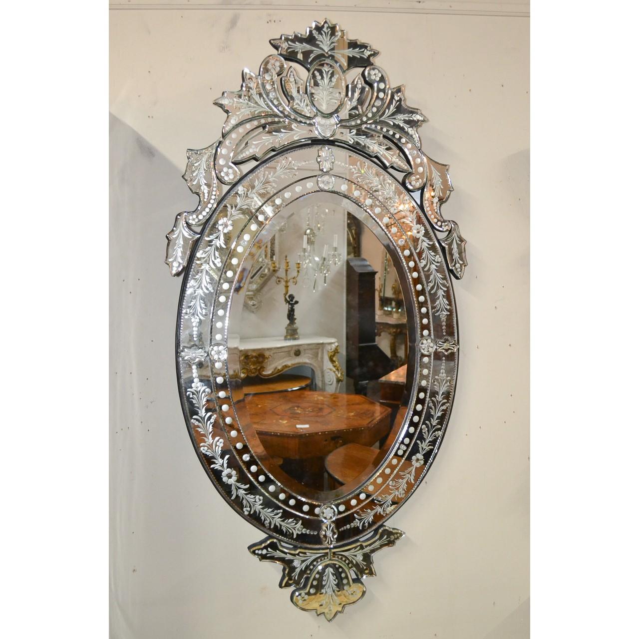 Venetian Etched Glass Wall Mirror, circa 1940 In Good Condition In Dallas, TX