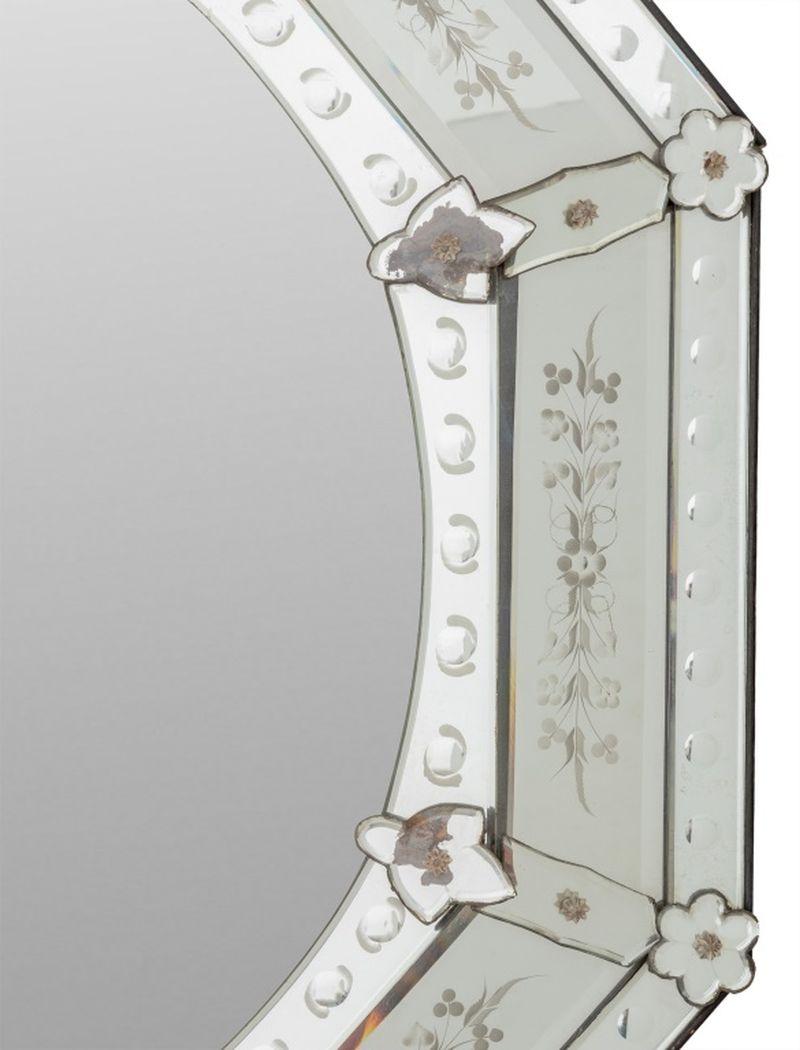 Moderne Miroir octogonal vénitien gravé en vente