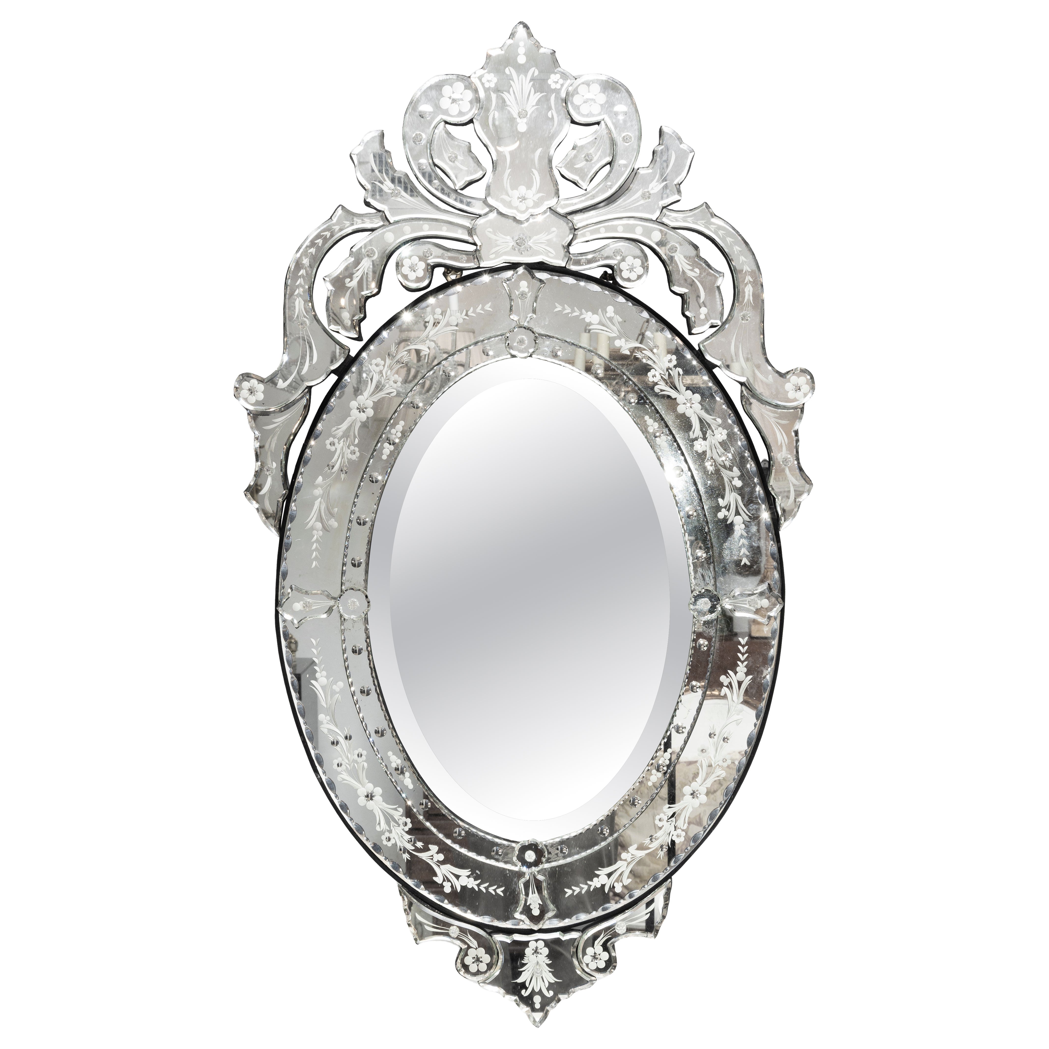 Specchio ovale veneziano inciso