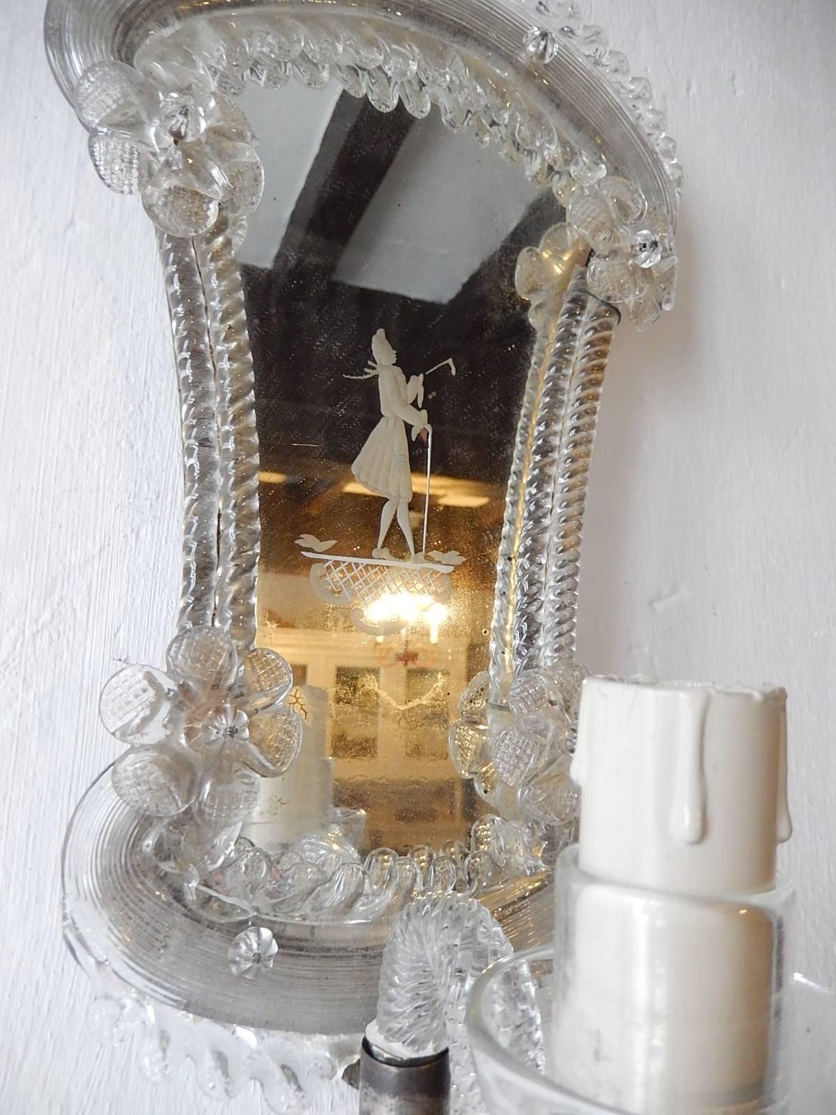 Venetian Etched Woman and Man Murano Glass Mirror Sconces, circa 1920 In Good Condition For Sale In Modena (MO), Modena (Mo)