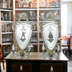 Appliques vénitiennes en miroir en verre de Murano avec femme et troubadour gravés, vers 1920