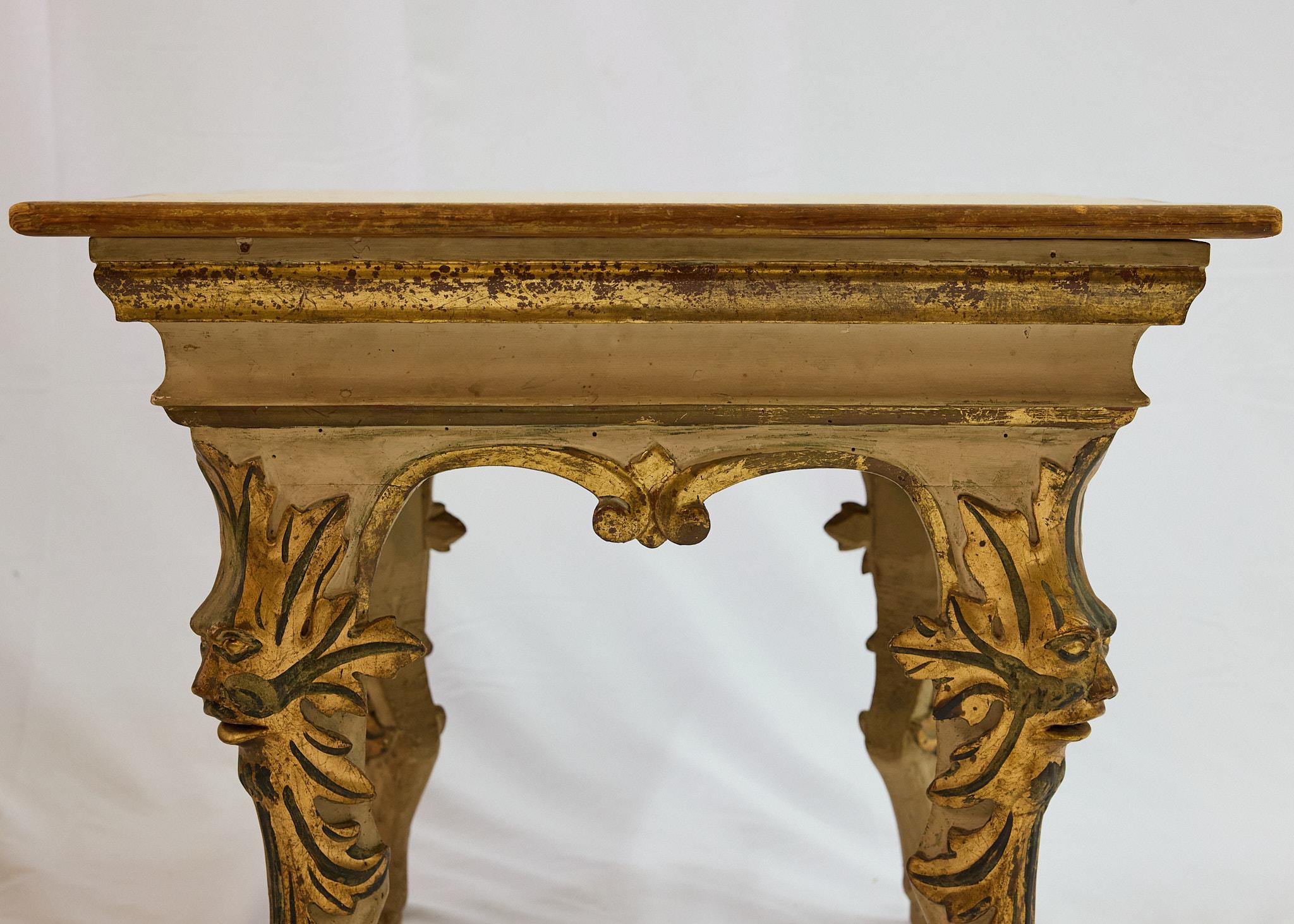 Venetian Gilded Baroque Side Table For Sale 5