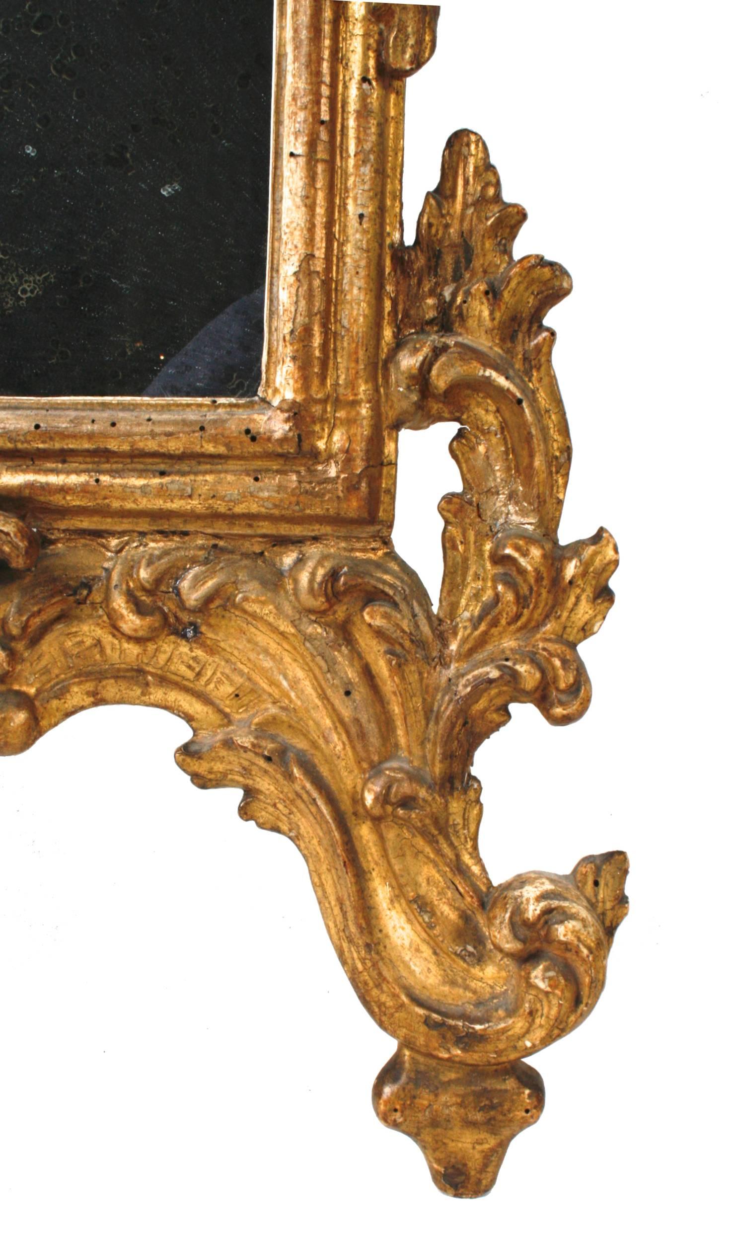 18th Century Venetian Giltwood Mirror, circa 1730