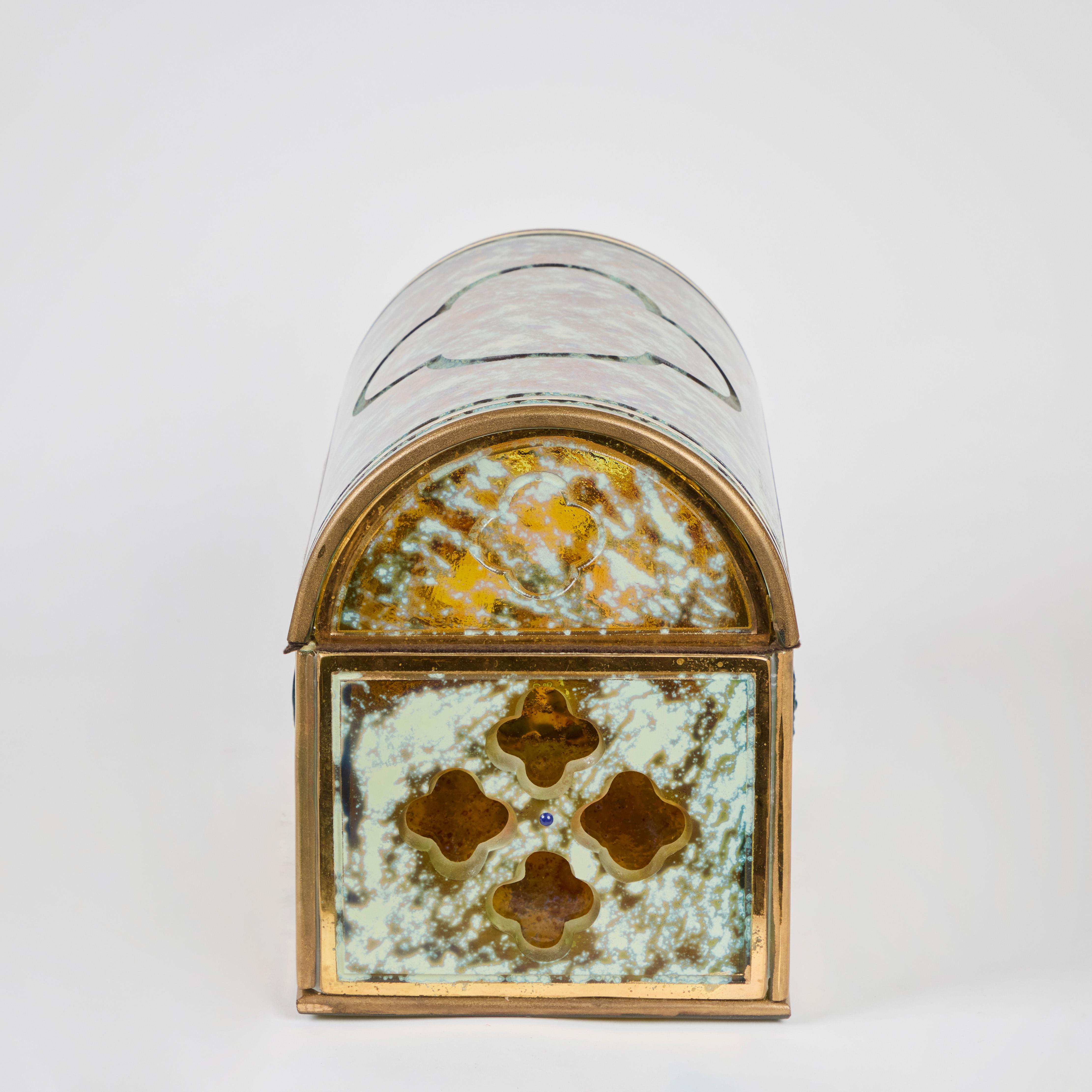 Caja de cristal veneciano Circa 1900 Lapislázuli en venta