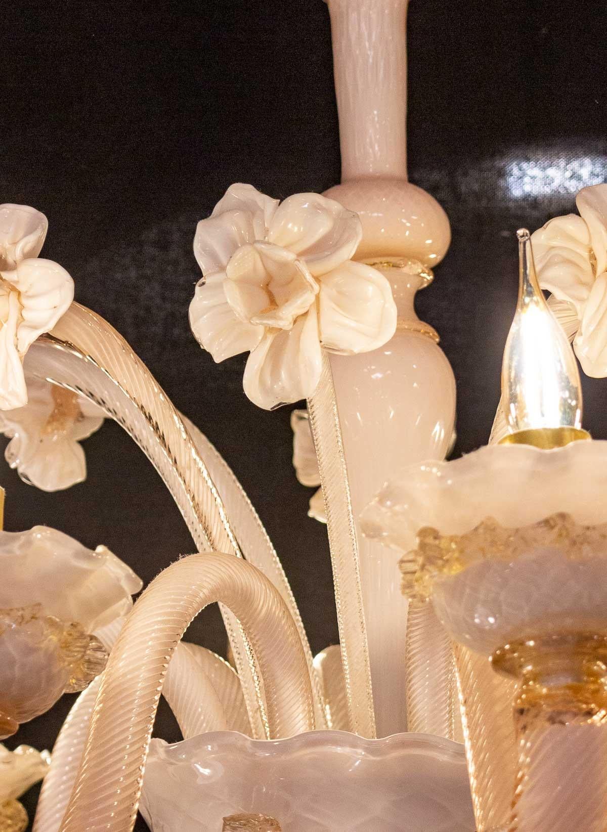 Venetian Glass Chandelier, 20th Century 2