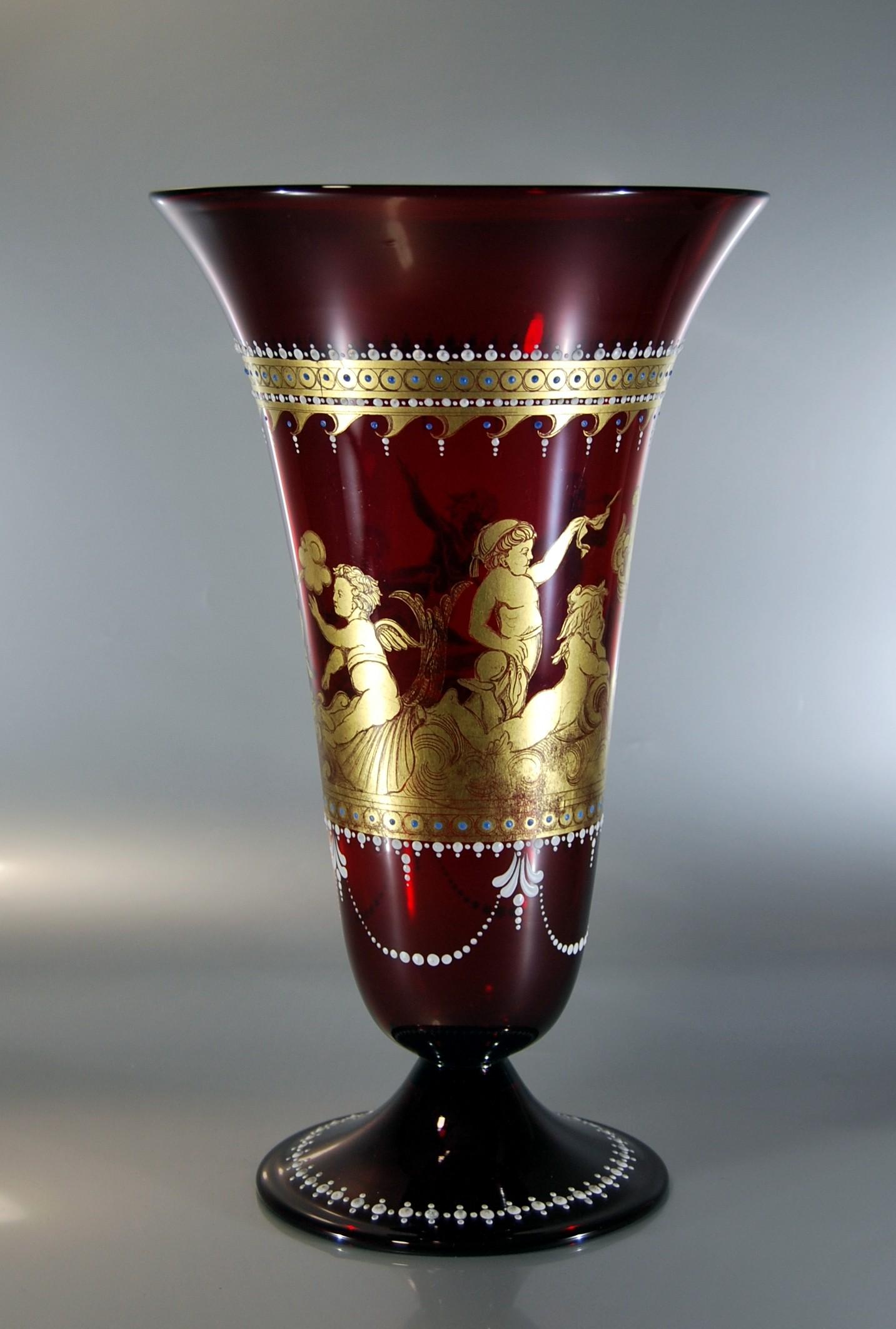 Italian Venetian Glass Cornet Vase with Antique Gilt Decoration Engraved with Putti For Sale