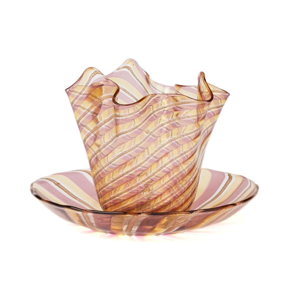 A fine vintage Venetian revival glass Linea Valentina ribbon trailed handkerchief bowl and matching stand. The rounded bowl with raised and pinched rim combines pink and yellow trailing with gold aventurine ribbon gathering to the centre of the