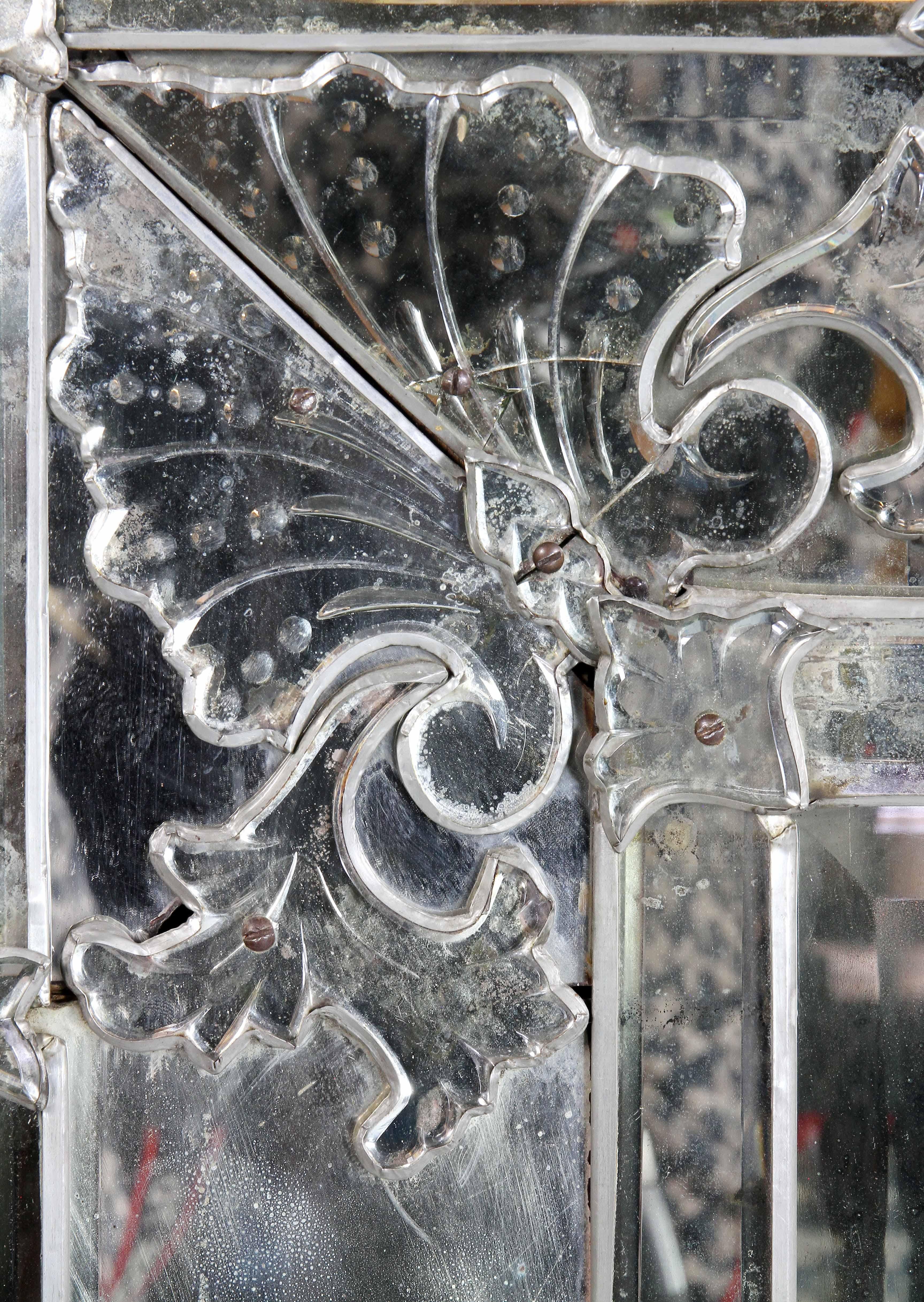Venetian Glass Mirror In Good Condition In Essex, MA