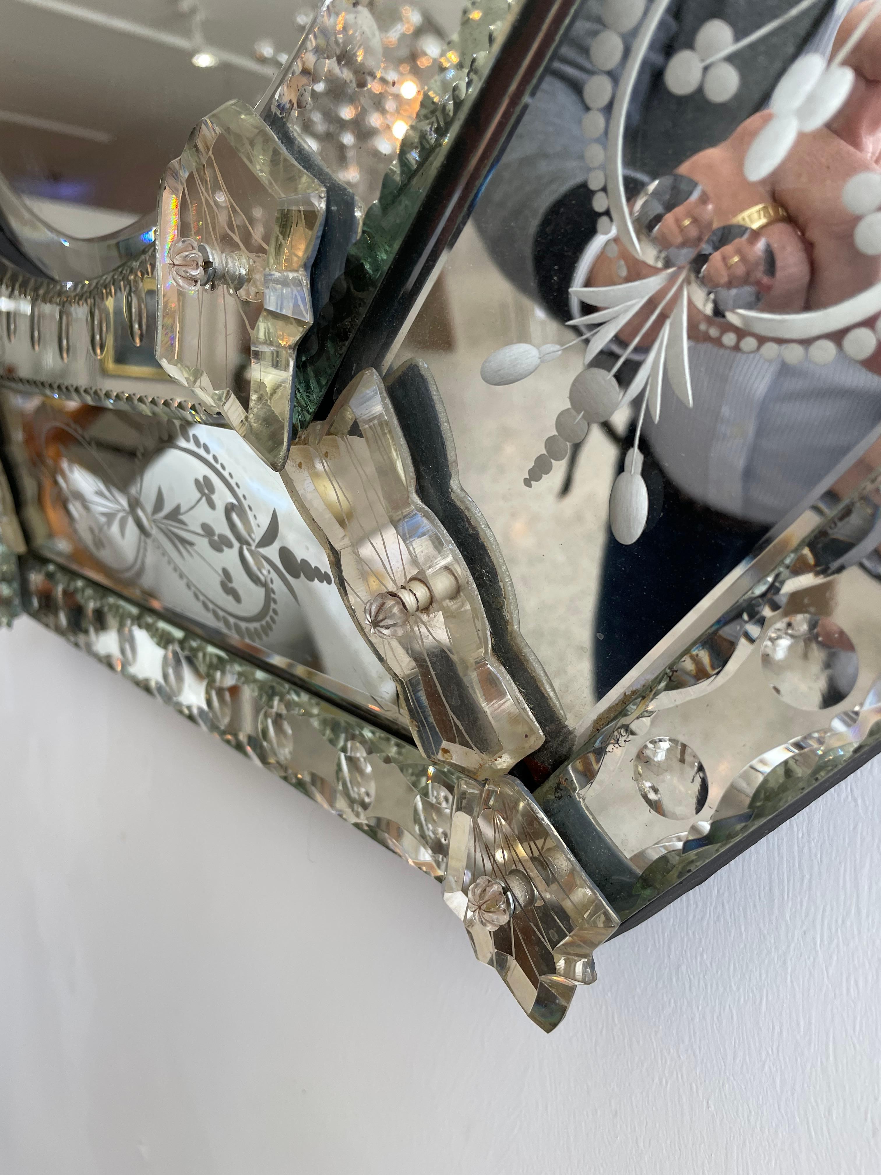 Venetian Glass Wall Mirror  For Sale 7
