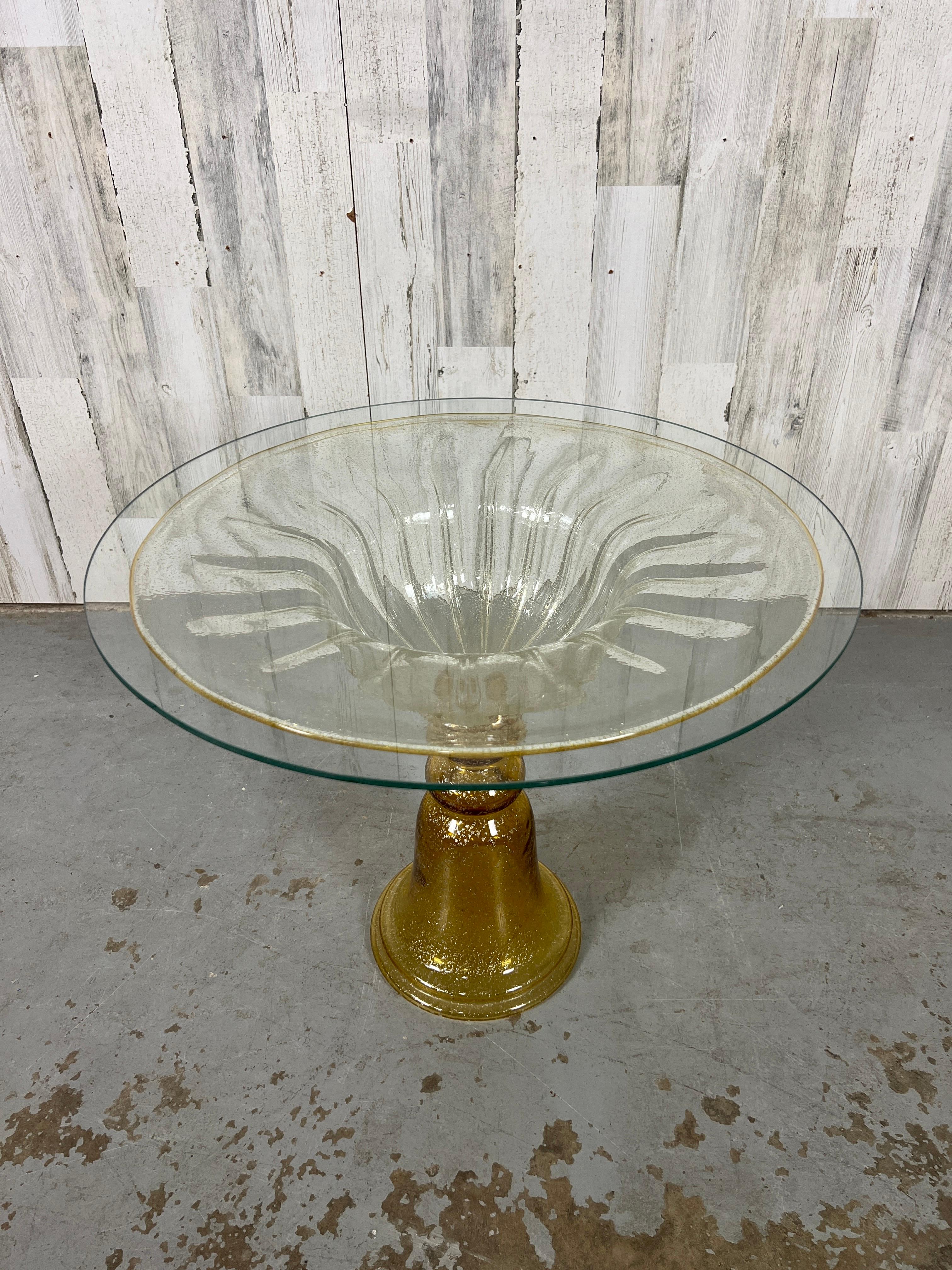 Venetian Gold fleck Glass Side table For Sale 9