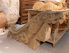Venetian Hand-Carved Stone Staircase Starter in the Shape of a Dragon