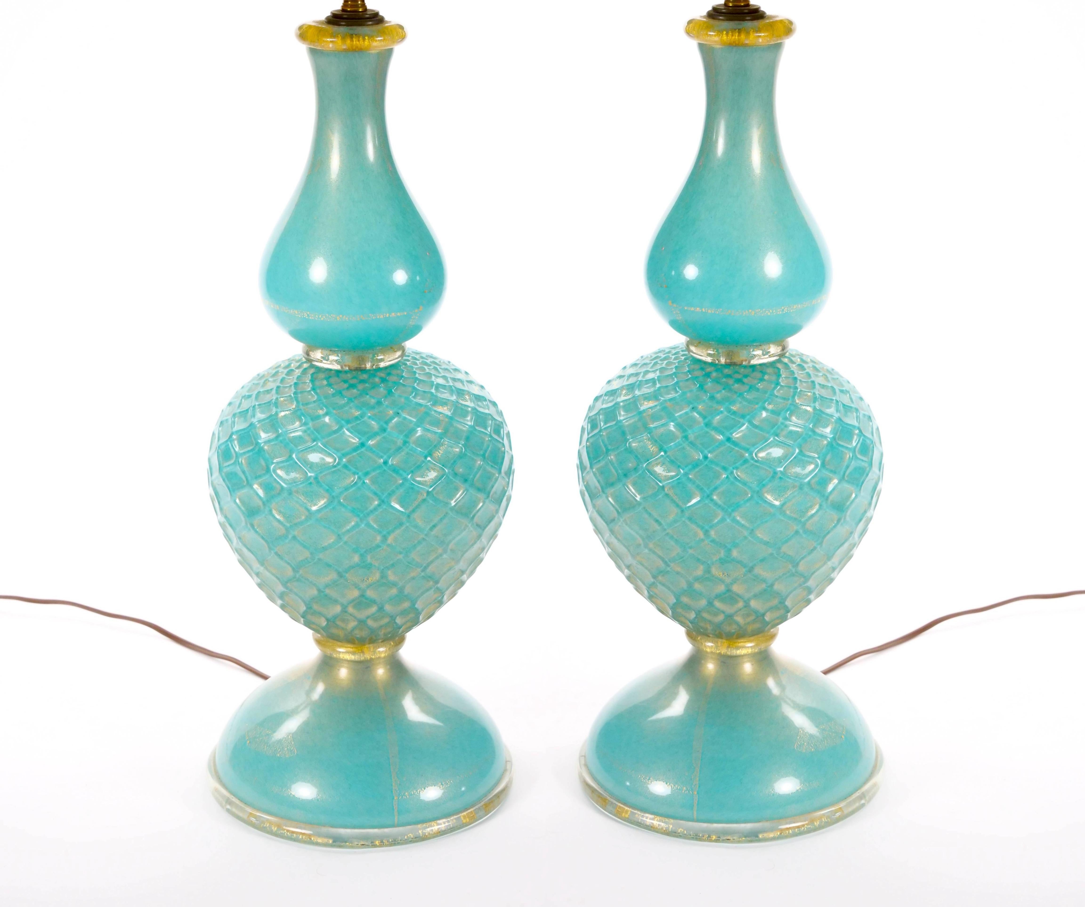 Dorato Lampada da tavolo in vetro di Murano soffiato a bocca, veneziana e italiana, Barovier e Torso Hand Made in vendita