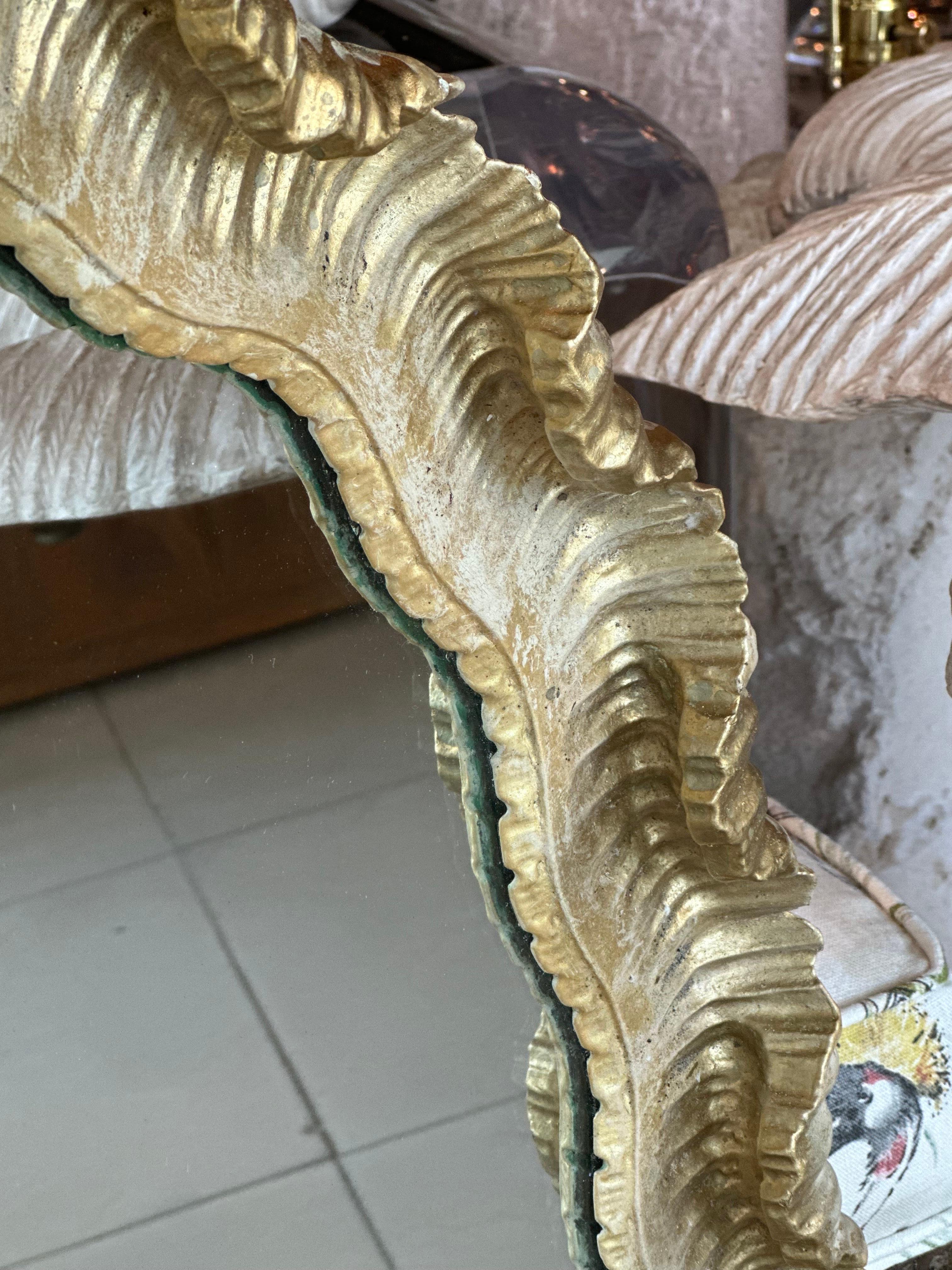 Venetian Italian Gold Gilt Wood Gesso Scalloped Ruffle Oval Wall Mirror  For Sale 6