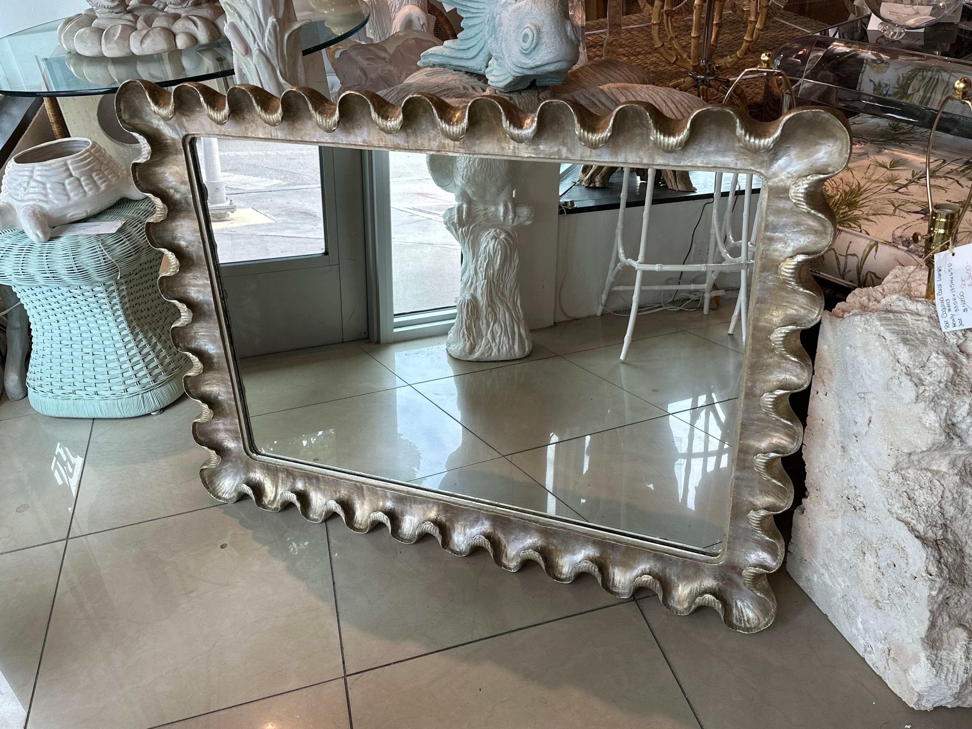 Specchio da parete veneziano italiano in argento e oro dorato in legno gesso con volant smerlato in vendita 11