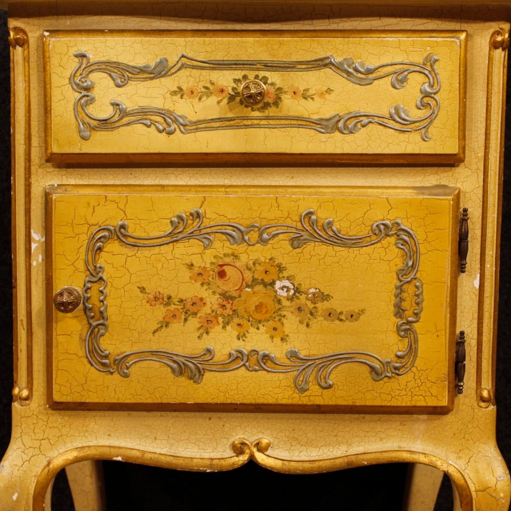 Venetian Lacquered, Painted and Gilded Bedside Table, 20th Century For Sale 6