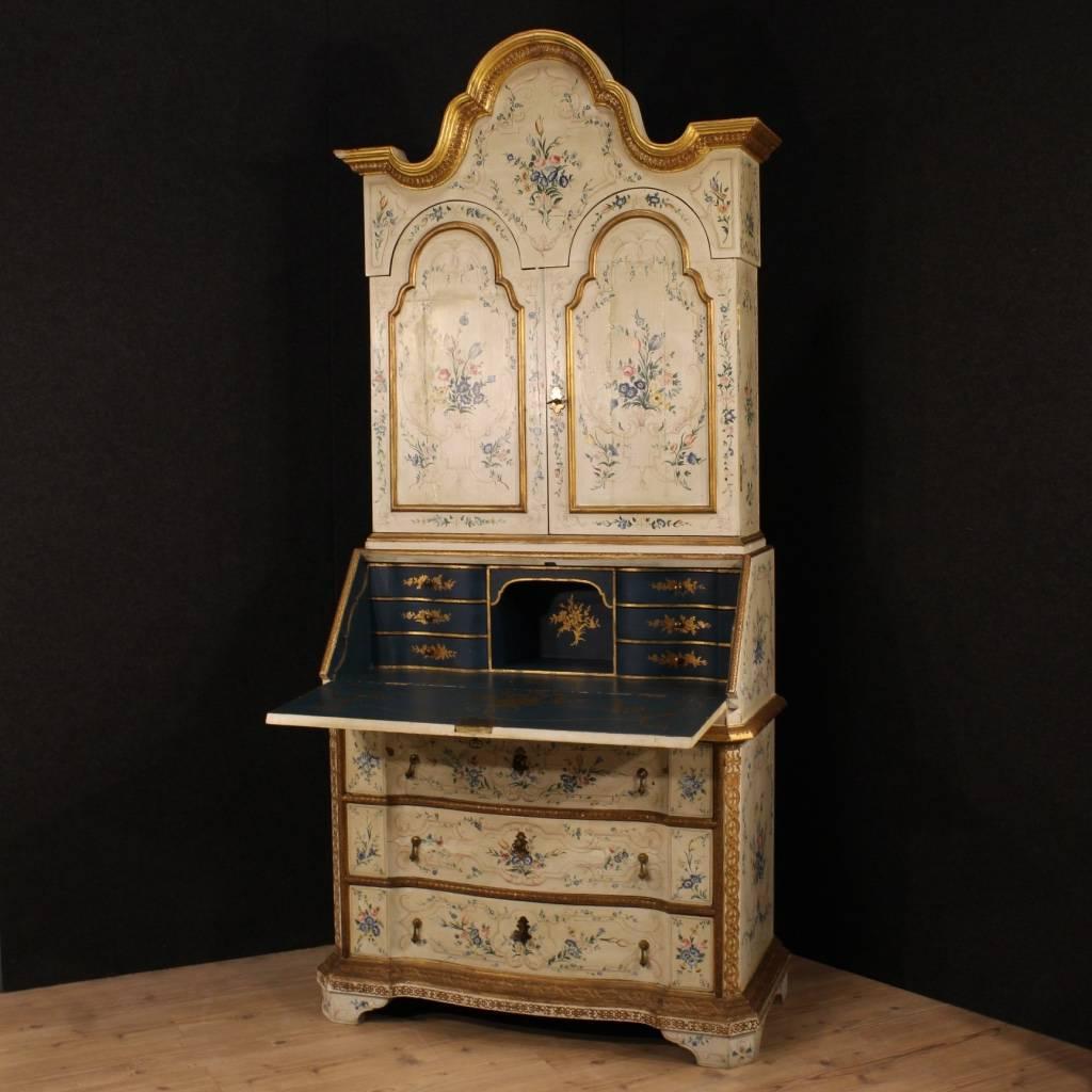 Venetian Lacquered, Painted, Gilt Trumeau in Wood from 20th Century 2