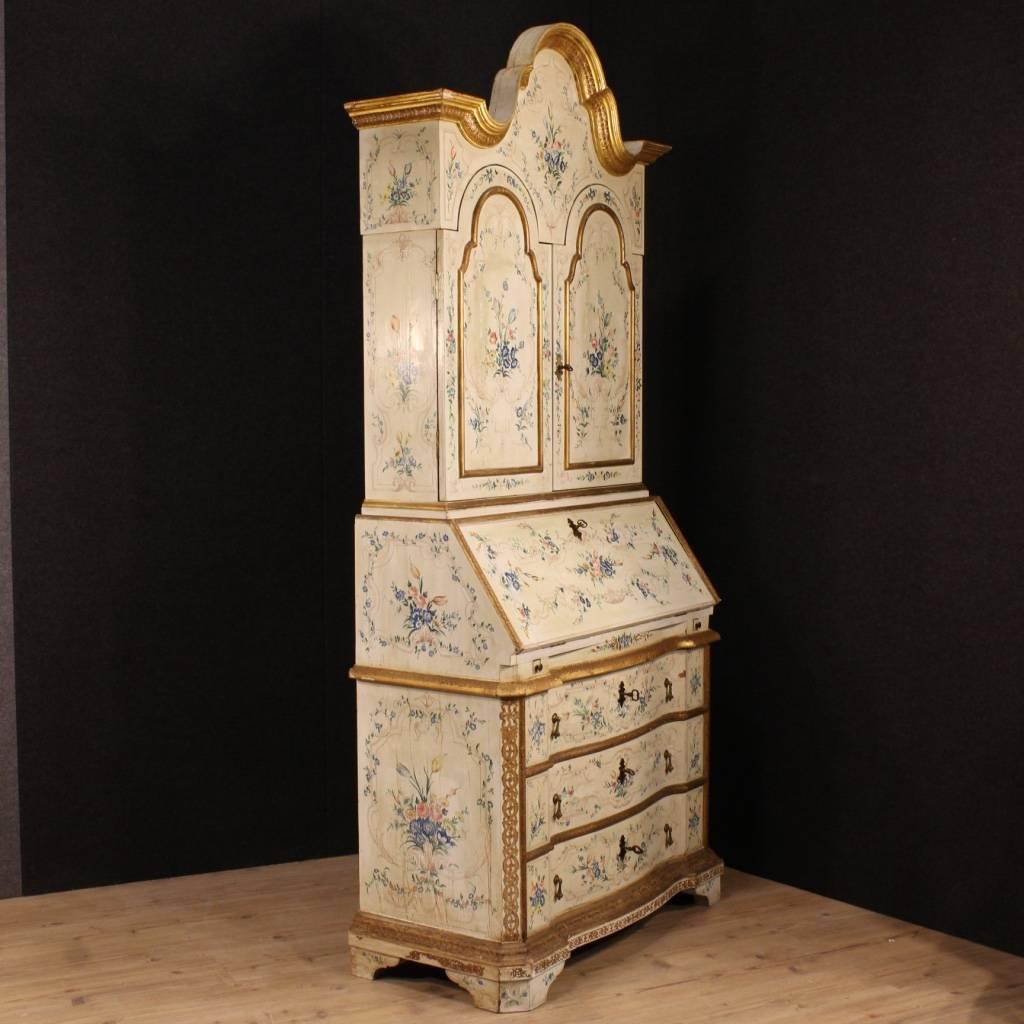 Venetian Lacquered, Painted, Gilt Trumeau in Wood from 20th Century 5