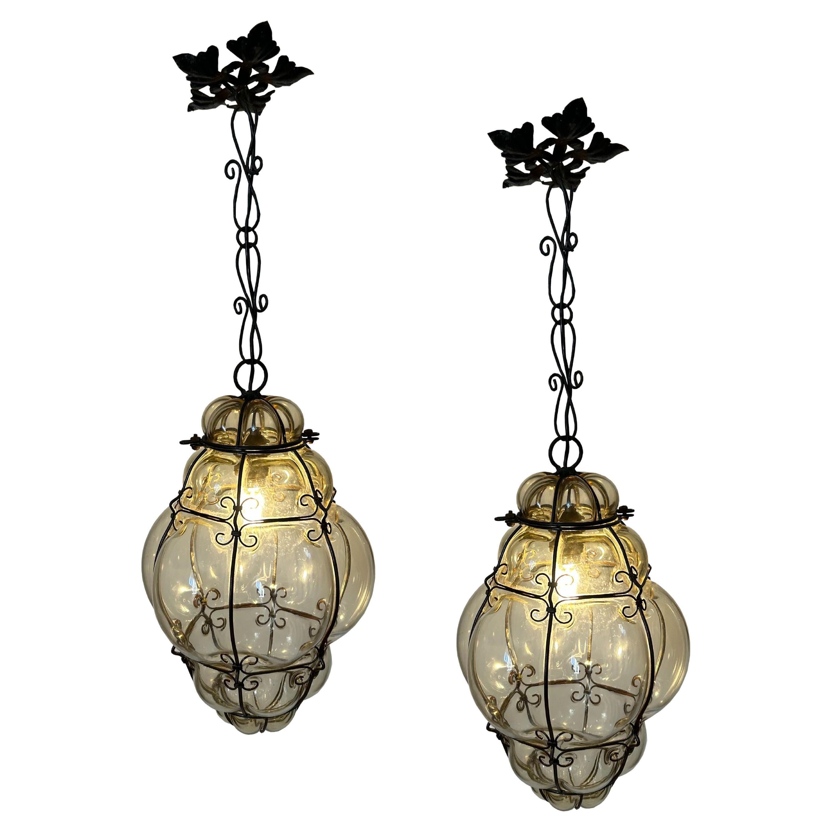 Venetian Magic Lanterns, Pair of Elegant Murano Pendants, 1980's For Sale