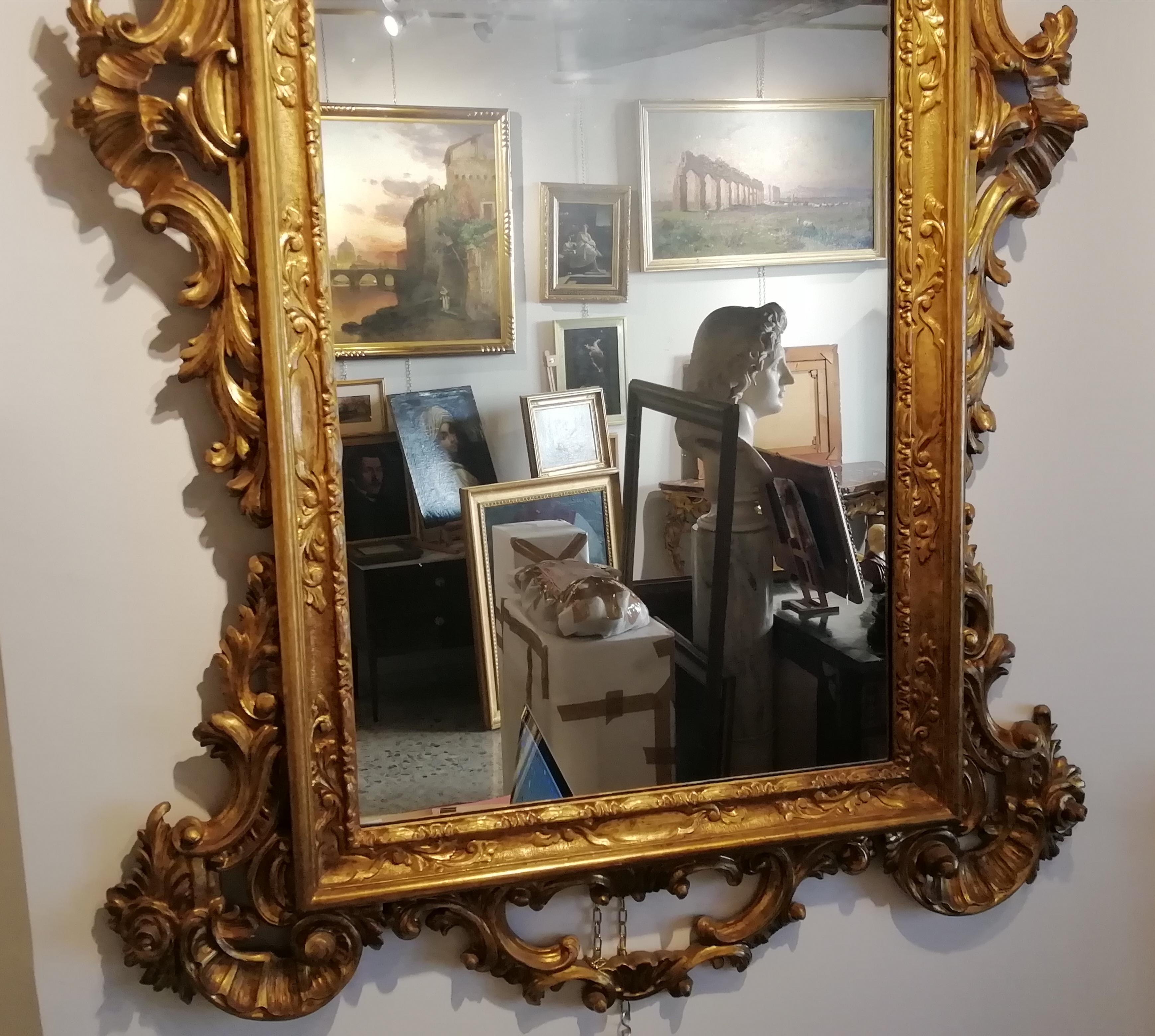 Louis XV Venetian Mirror, Carved Golden Wood Gold Leaf Italian Manufacture, 20th Century For Sale