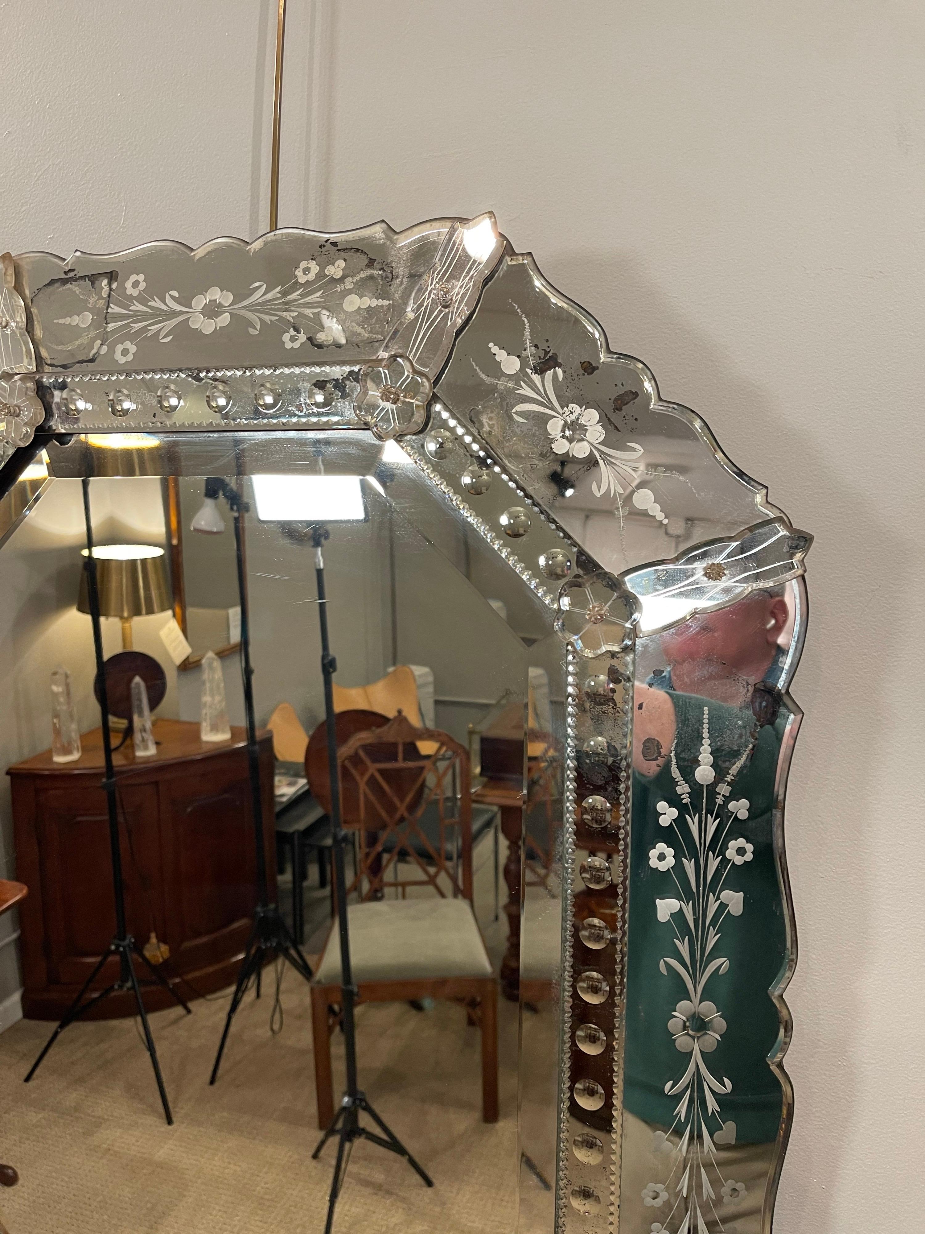 Venezianischer Spiegel im Zustand „Gut“ im Angebot in New York, NY