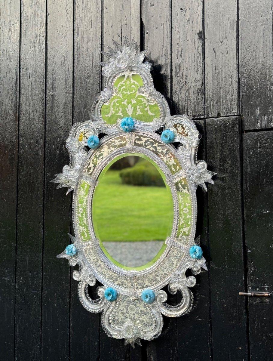 Français Miroir vénitien bleu et verre de Murano incolore en vente